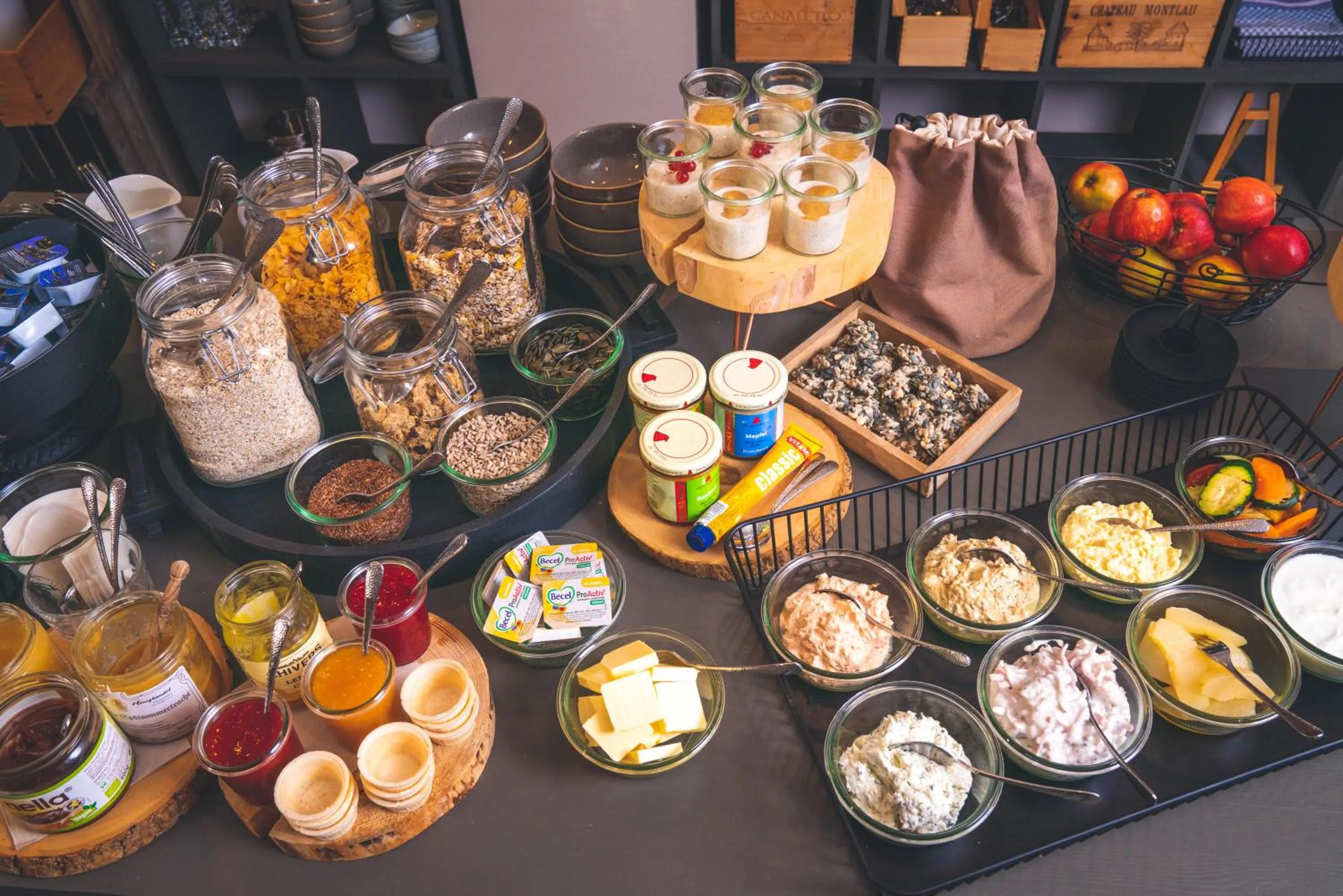 Food and drinks in Landart Hotel