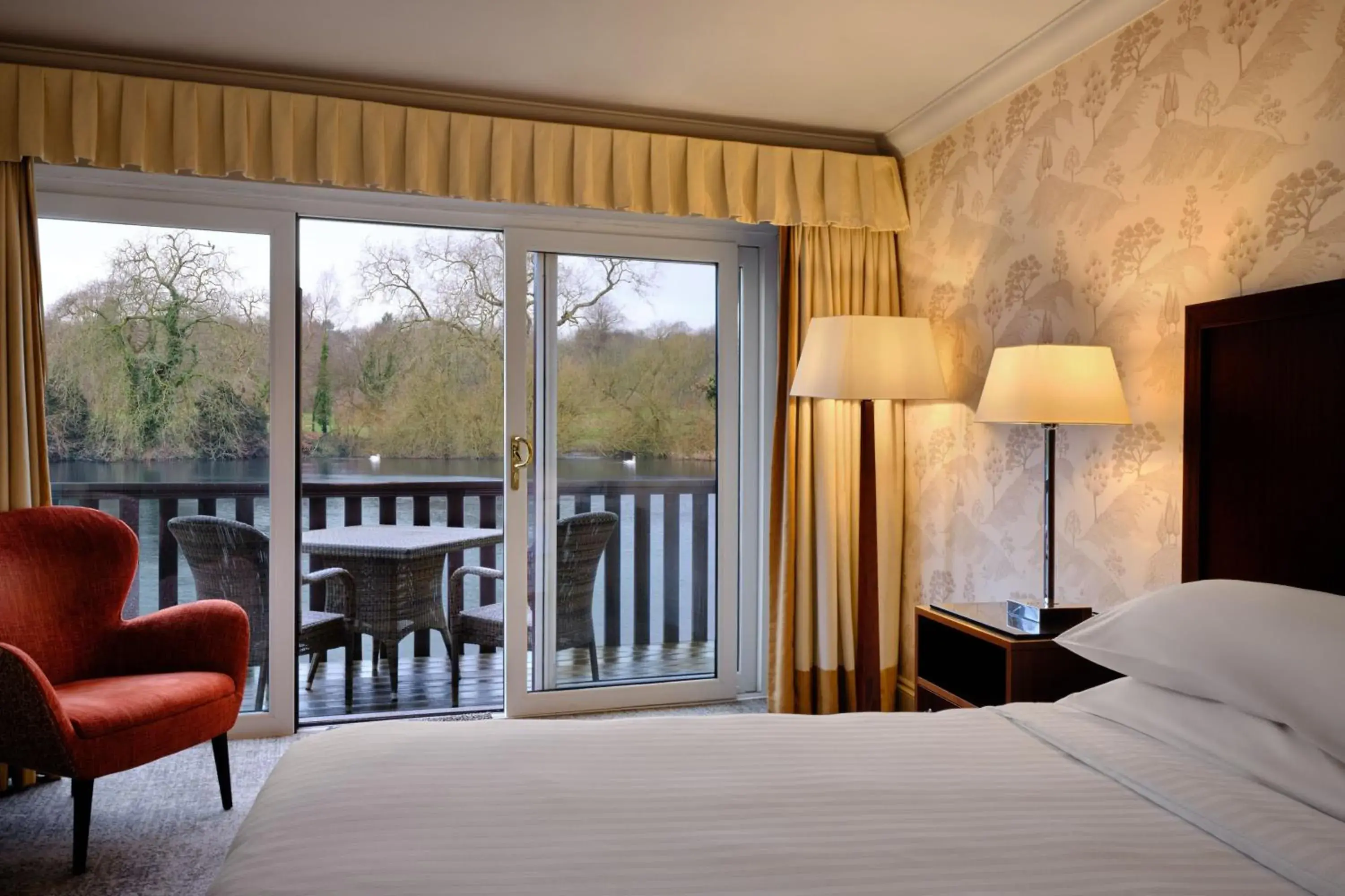 Superior King Room with Balcony and Lake View in Delta Hotels by Marriott St Pierre Country Club Superior King Room with Balcony and Lake View in Delta Hotels by Marriott St Pierre Country Club