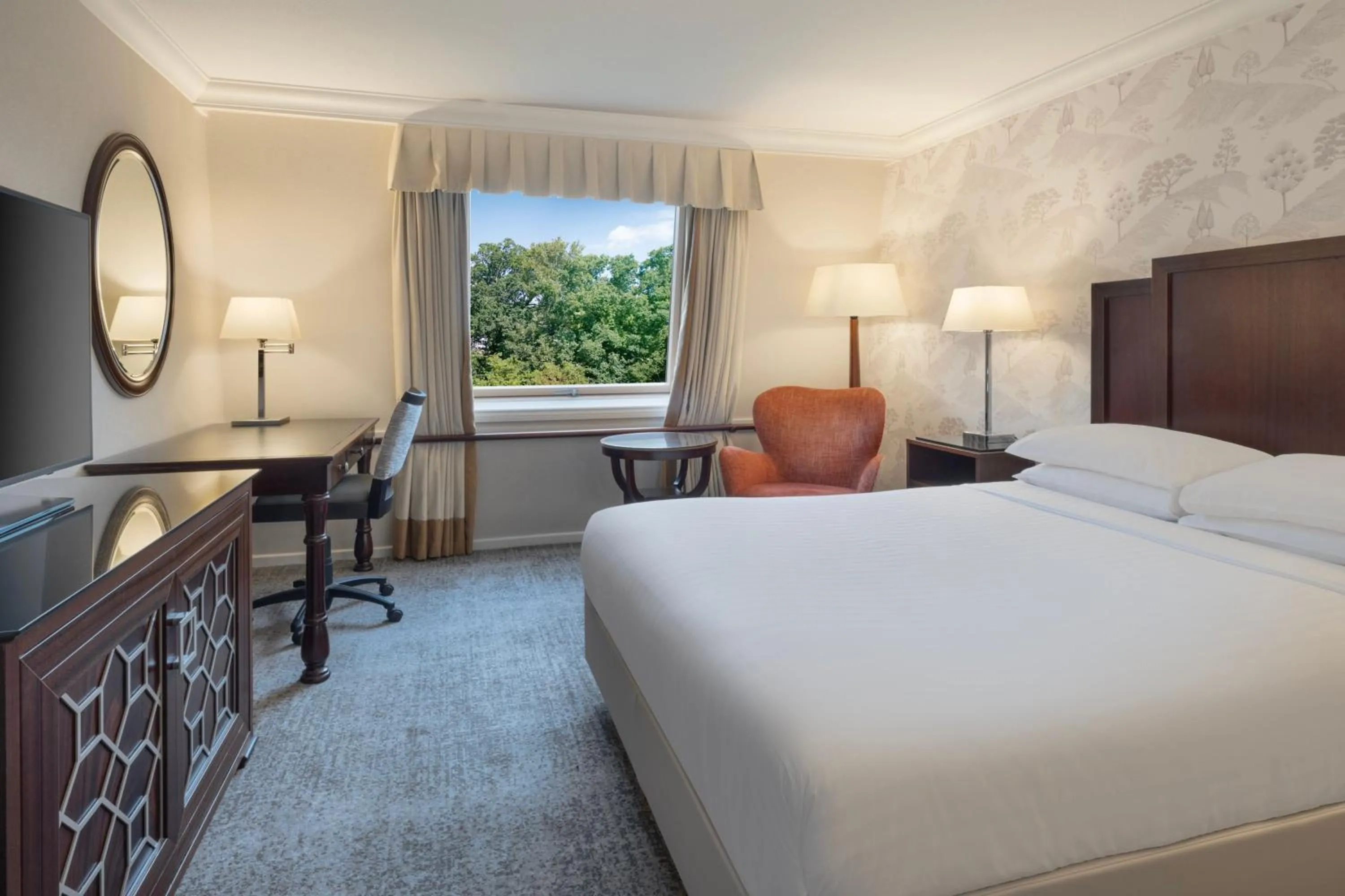 Photo of the whole room, Bed in Delta Hotels by Marriott St Pierre Country Club