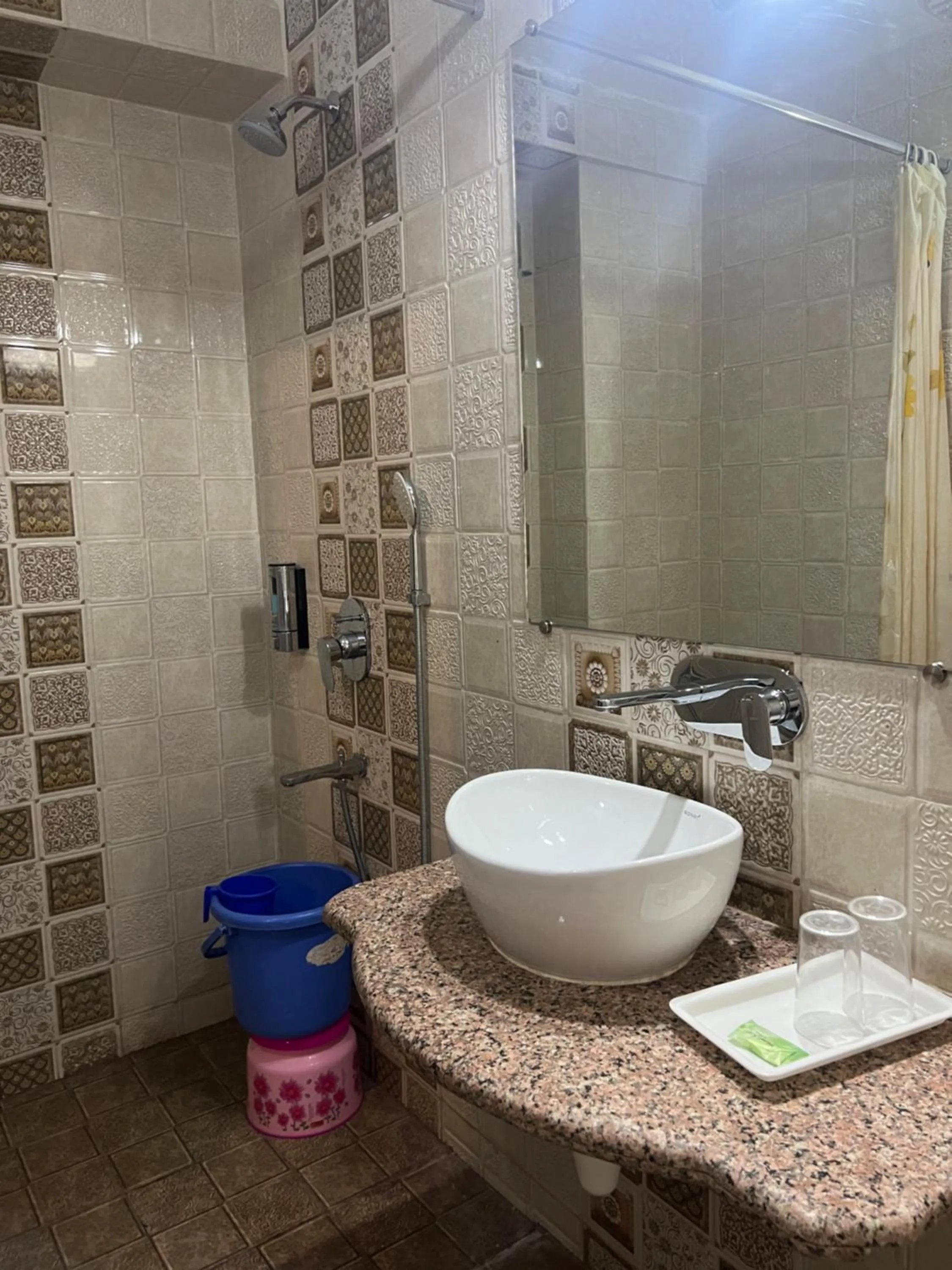 Bathroom in Juna Mahal Boutique Home Stay
