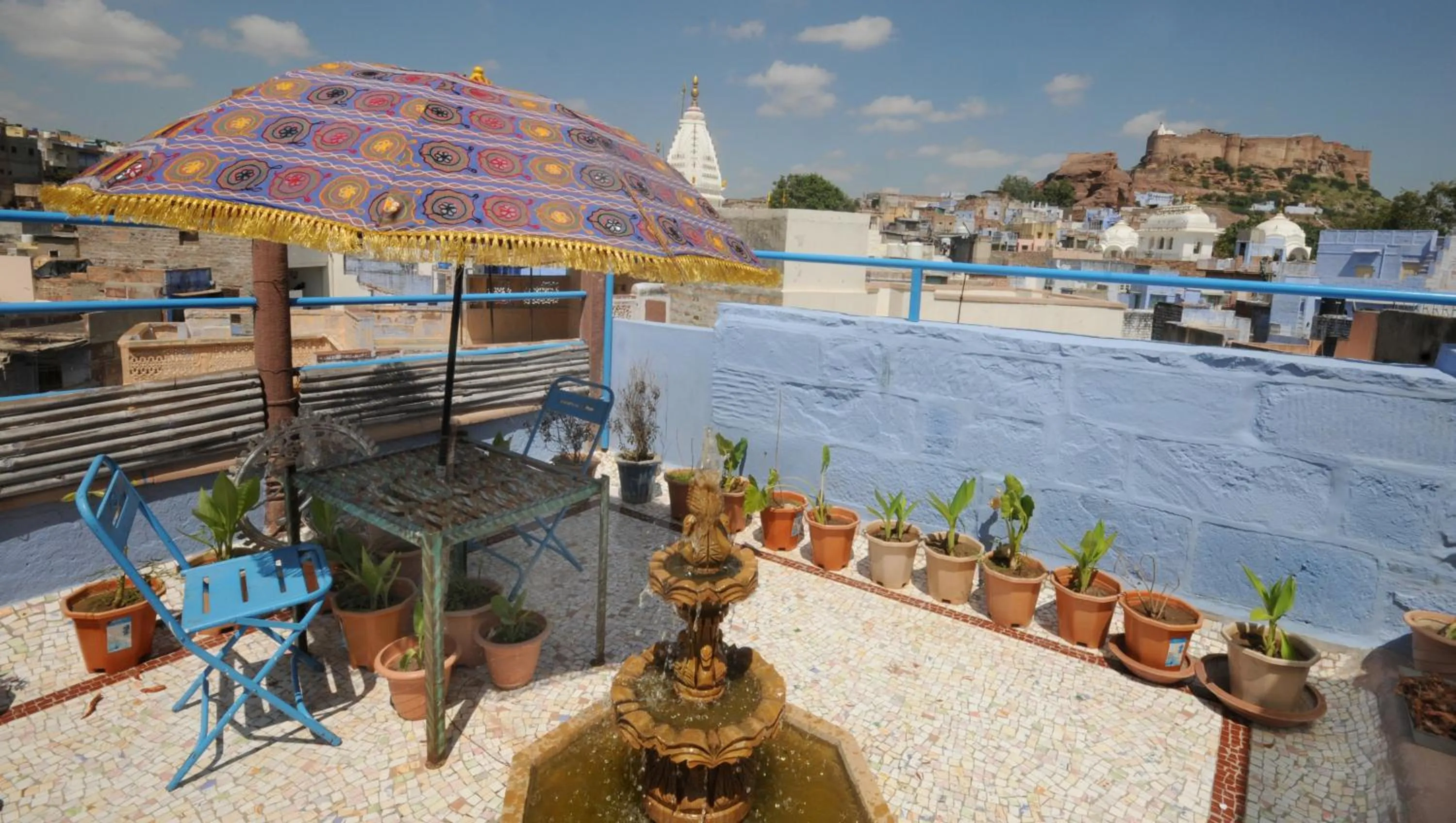 Area and facilities in Juna Mahal Boutique Home Stay