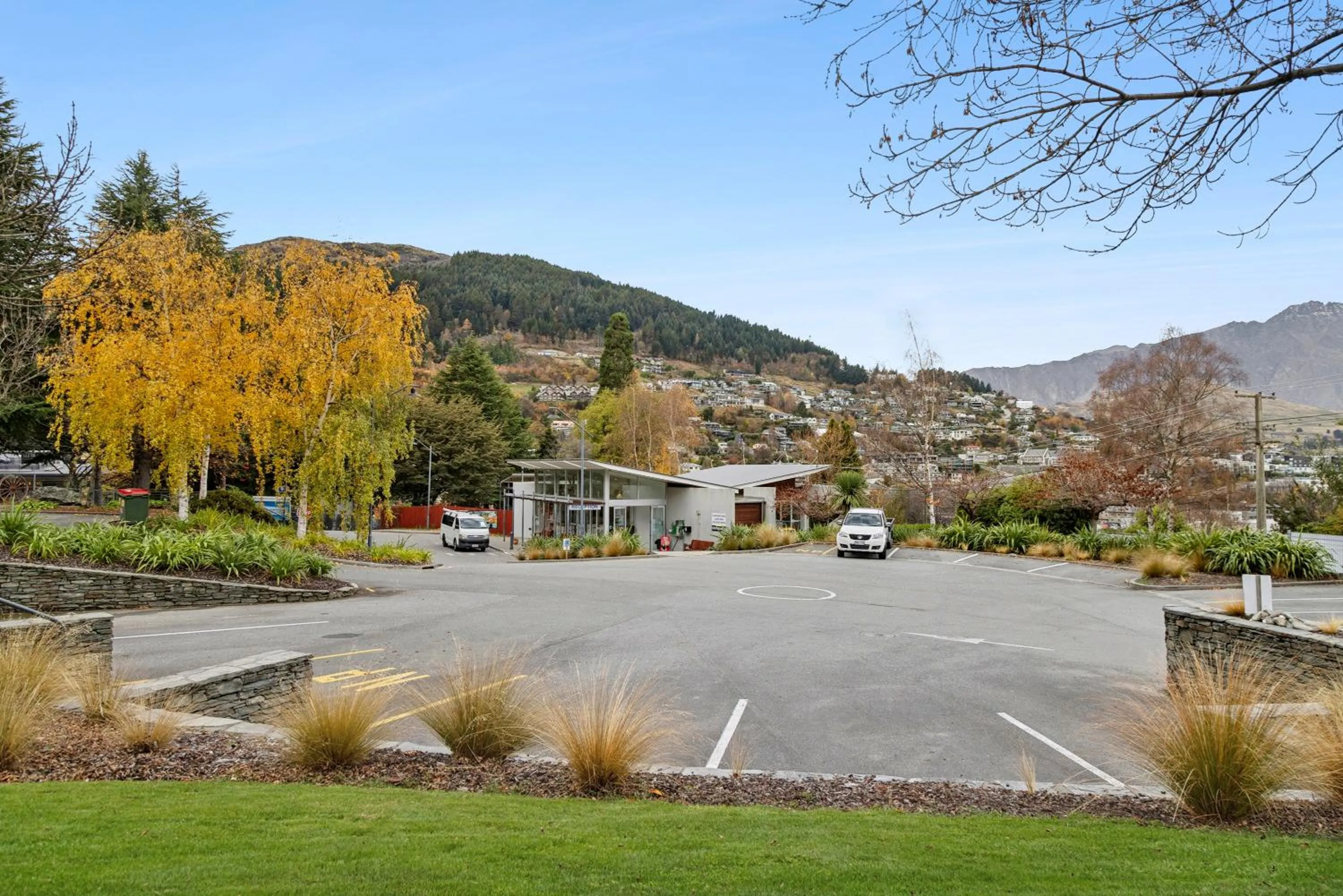 Natural landscape in Hampshire Holiday Parks - Queenstown Lakeview