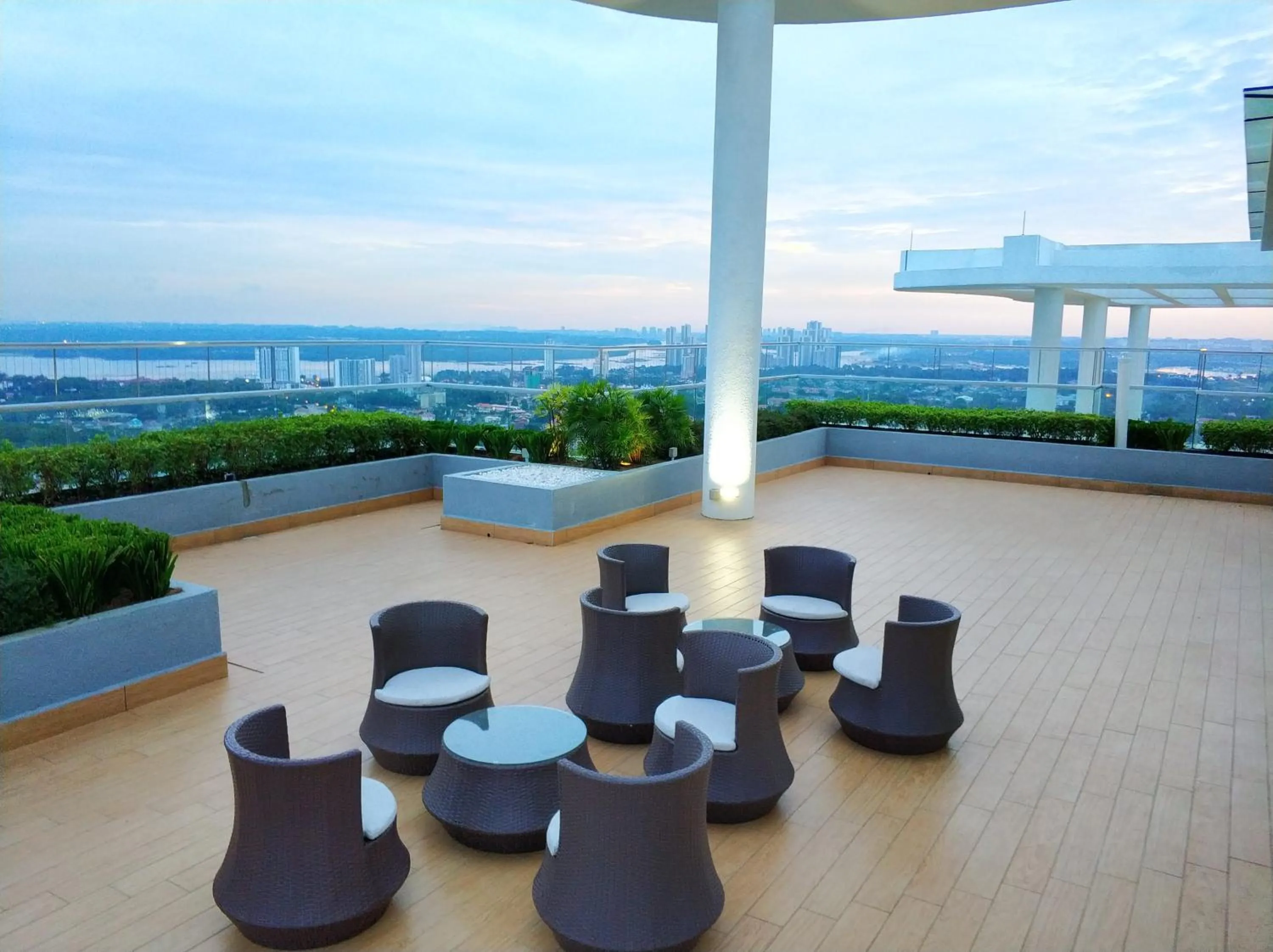 Ais-Kacang Sweet Home Pinnacle Tower