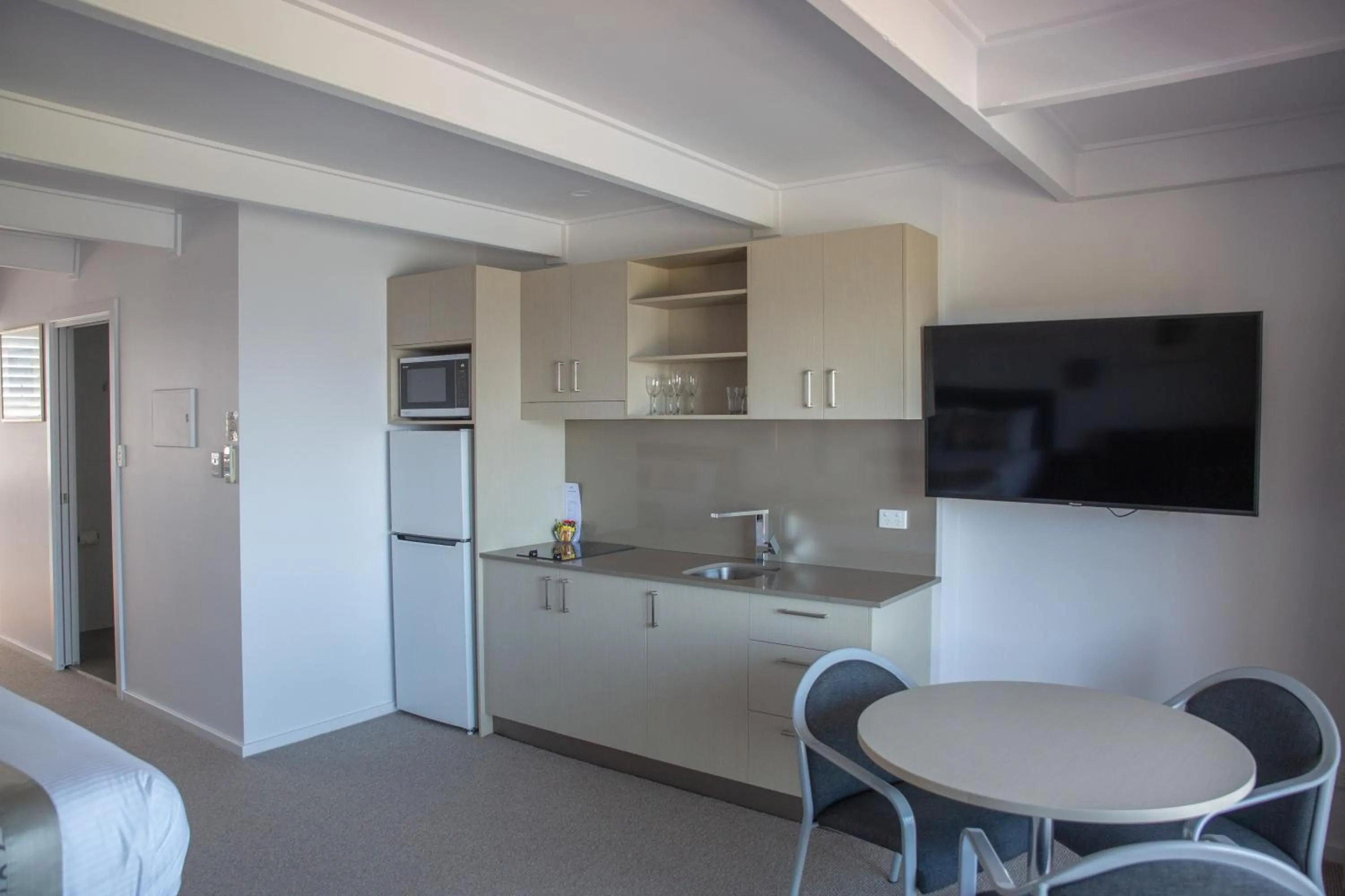 Amooran Oceanside Apartments and Motel