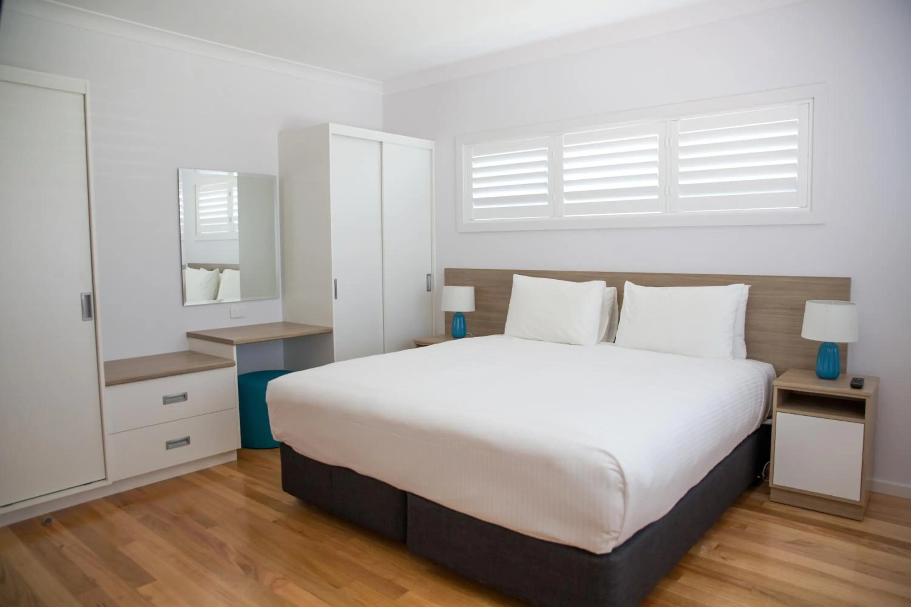 Bed in Amooran Oceanside Apartments and Motel