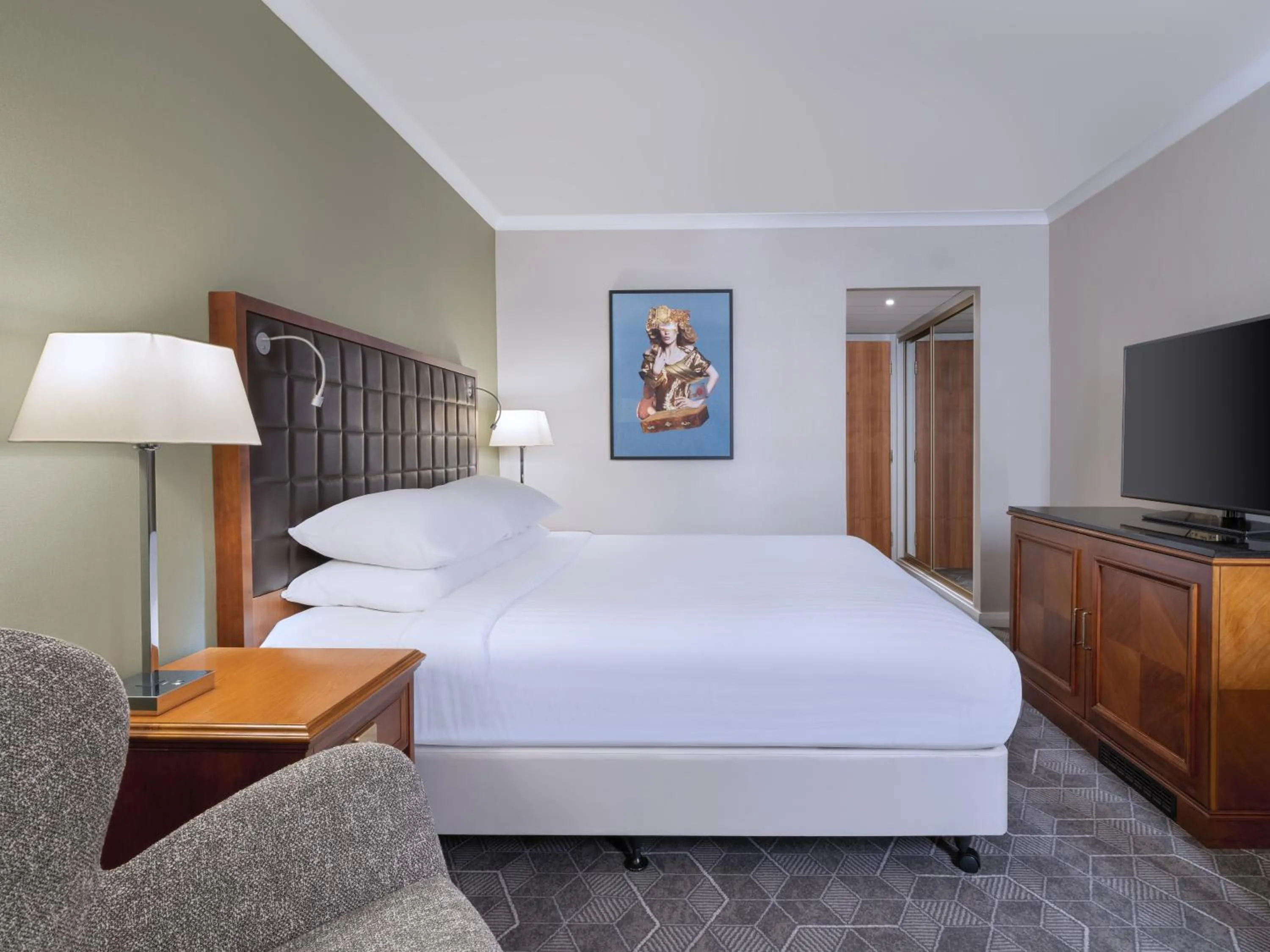 Bed in Delta Hotels by Marriott Edinburgh