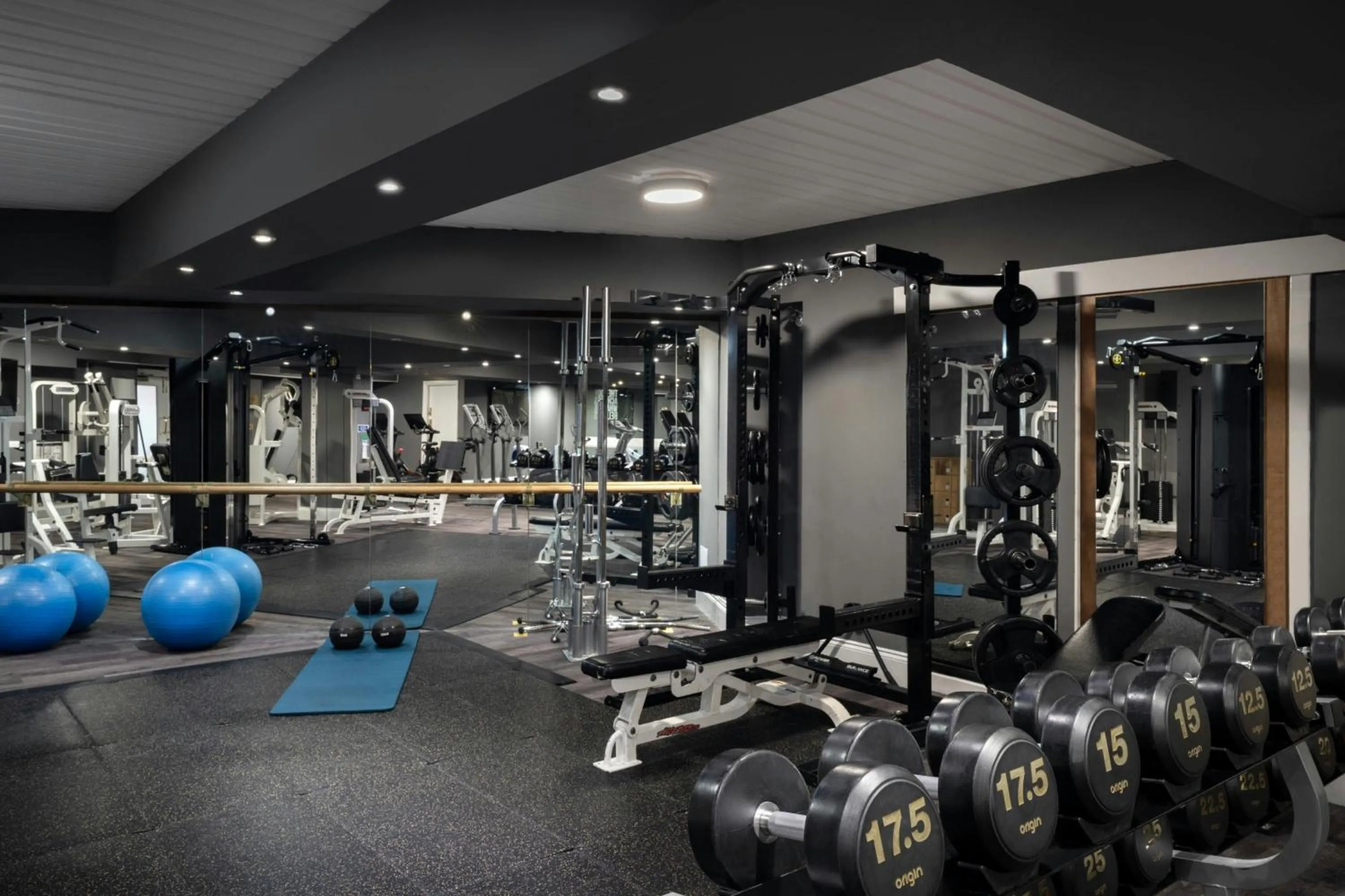 Fitness centre/facilities in Delta Hotels by Marriott Edinburgh