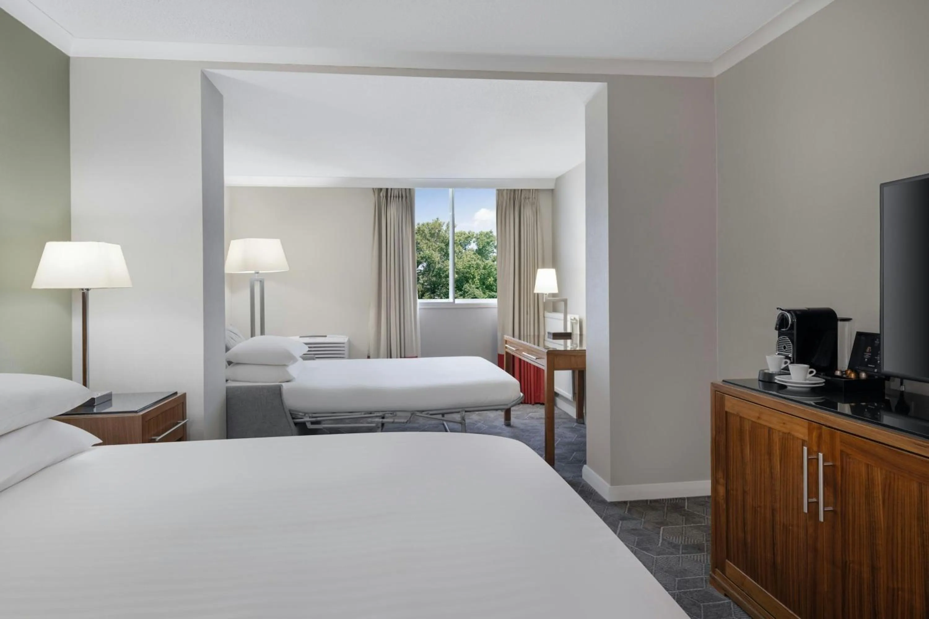 Photo of the whole room, Bed in Delta Hotels by Marriott Edinburgh