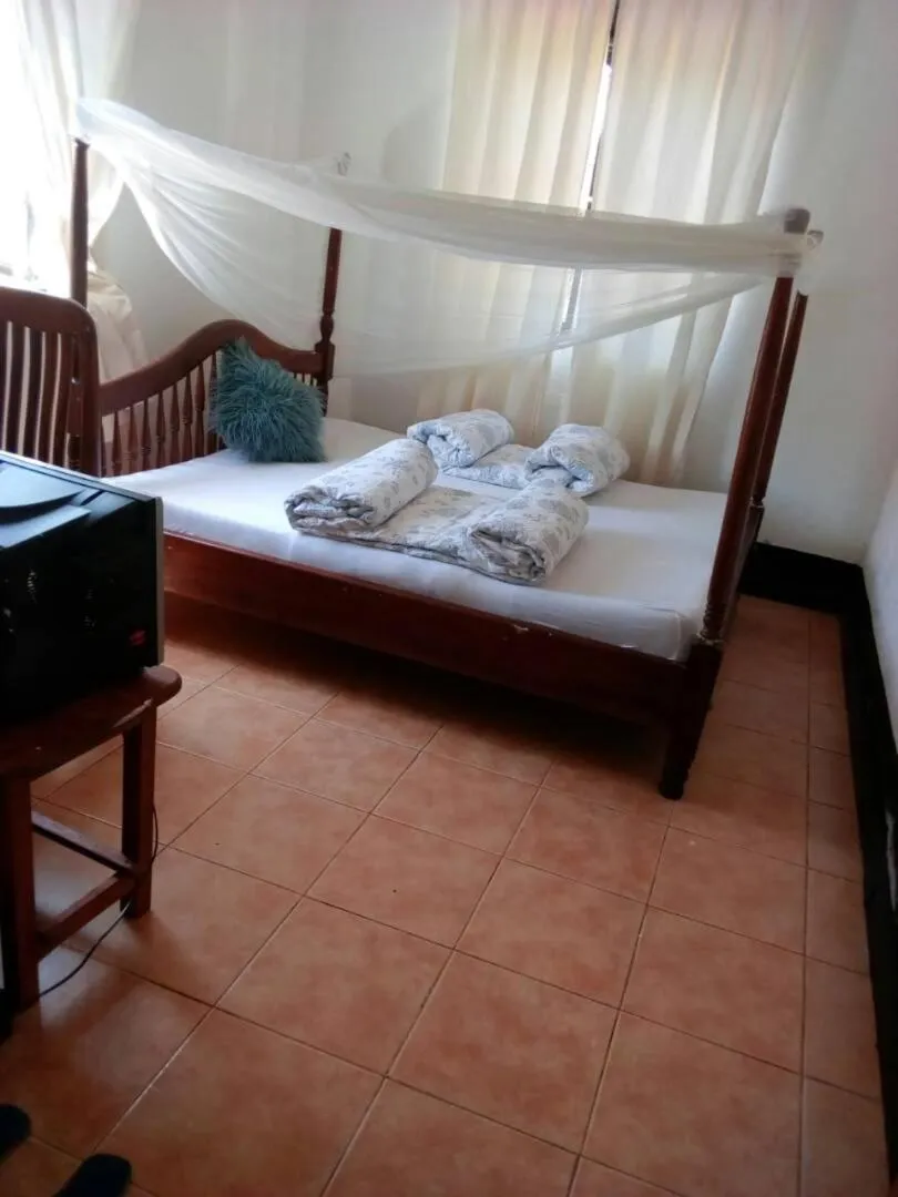 Bed in Rena Akasha Establishments