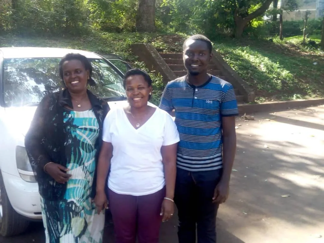 Guests in Rena Akasha Establishments