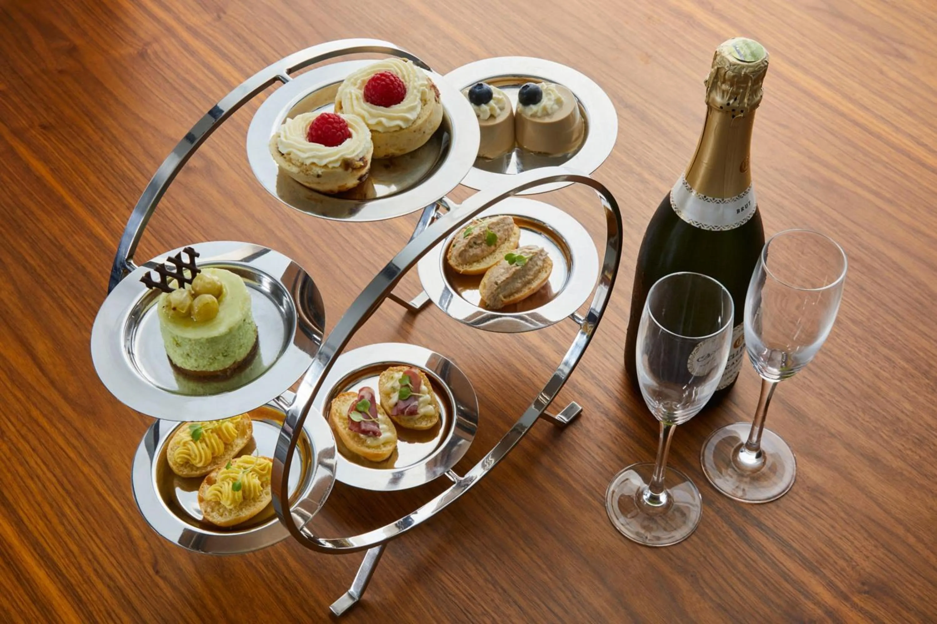 Restaurant/places to eat in London Marriott Hotel Grosvenor Square