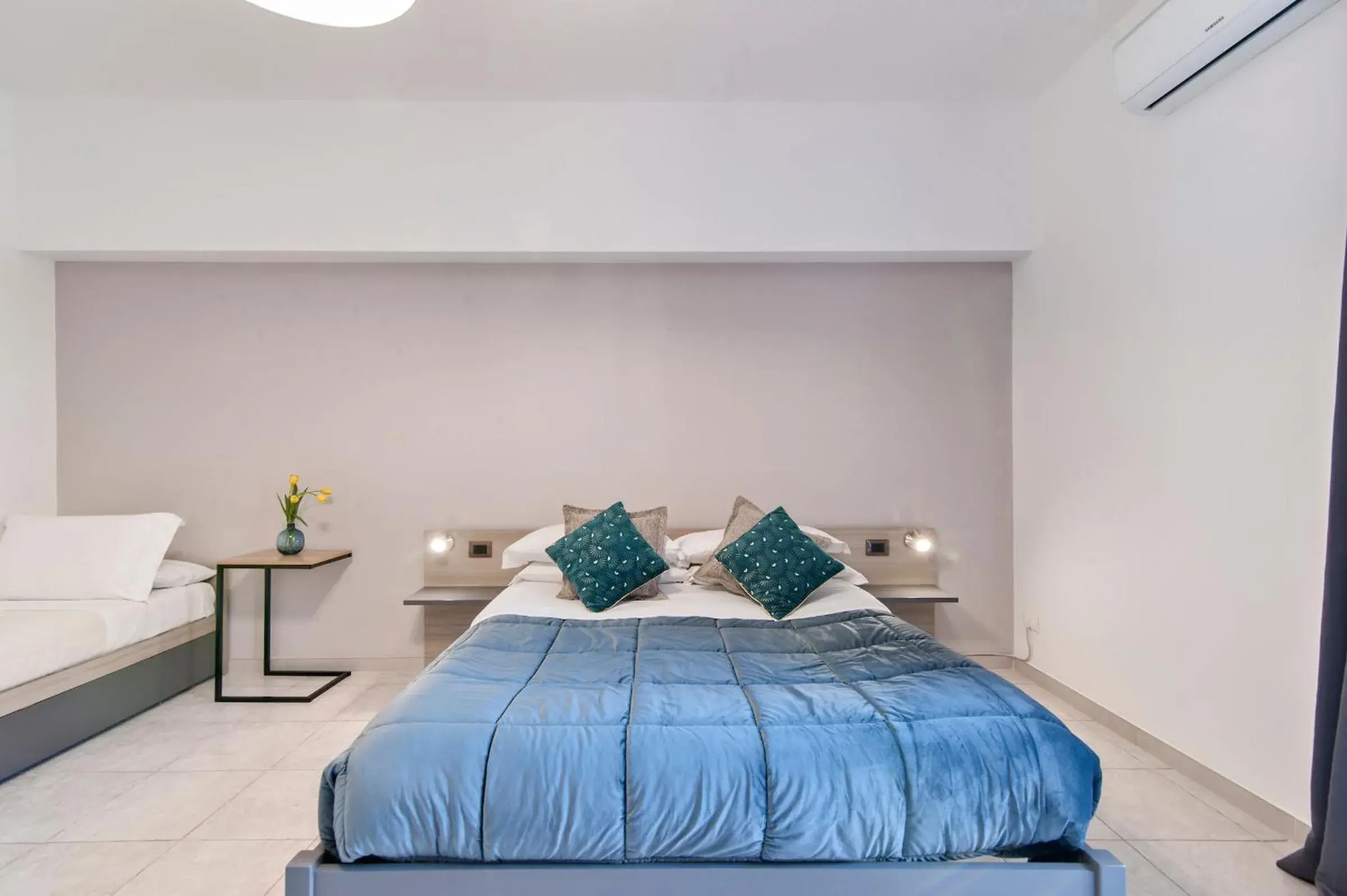 Quadruple Room with Balcony - single occupancy in B&B Kalurya - Lecce Selection Quadruple Room with Balcony - single occupancy in B&B Kalurya - Lecce Selection