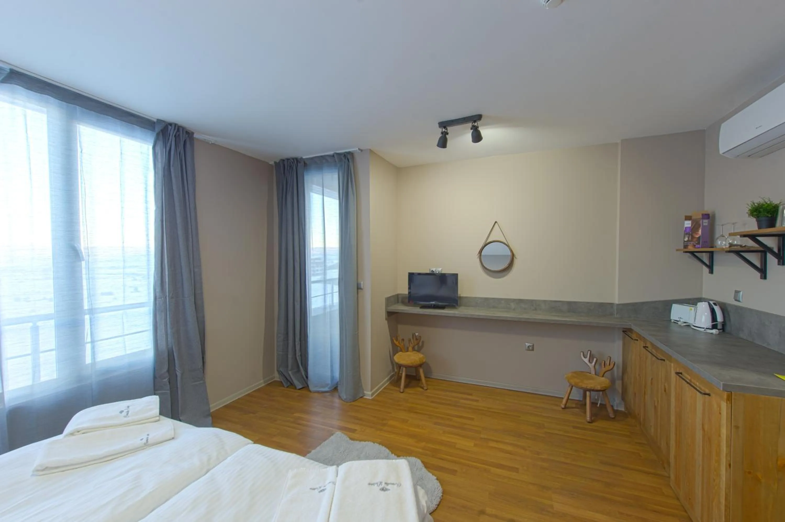 Bed in Cornelia Deluxe Residence