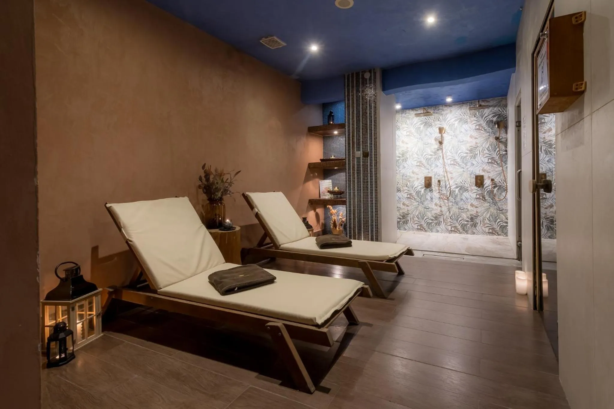 Shower in Cornelia Deluxe Residence