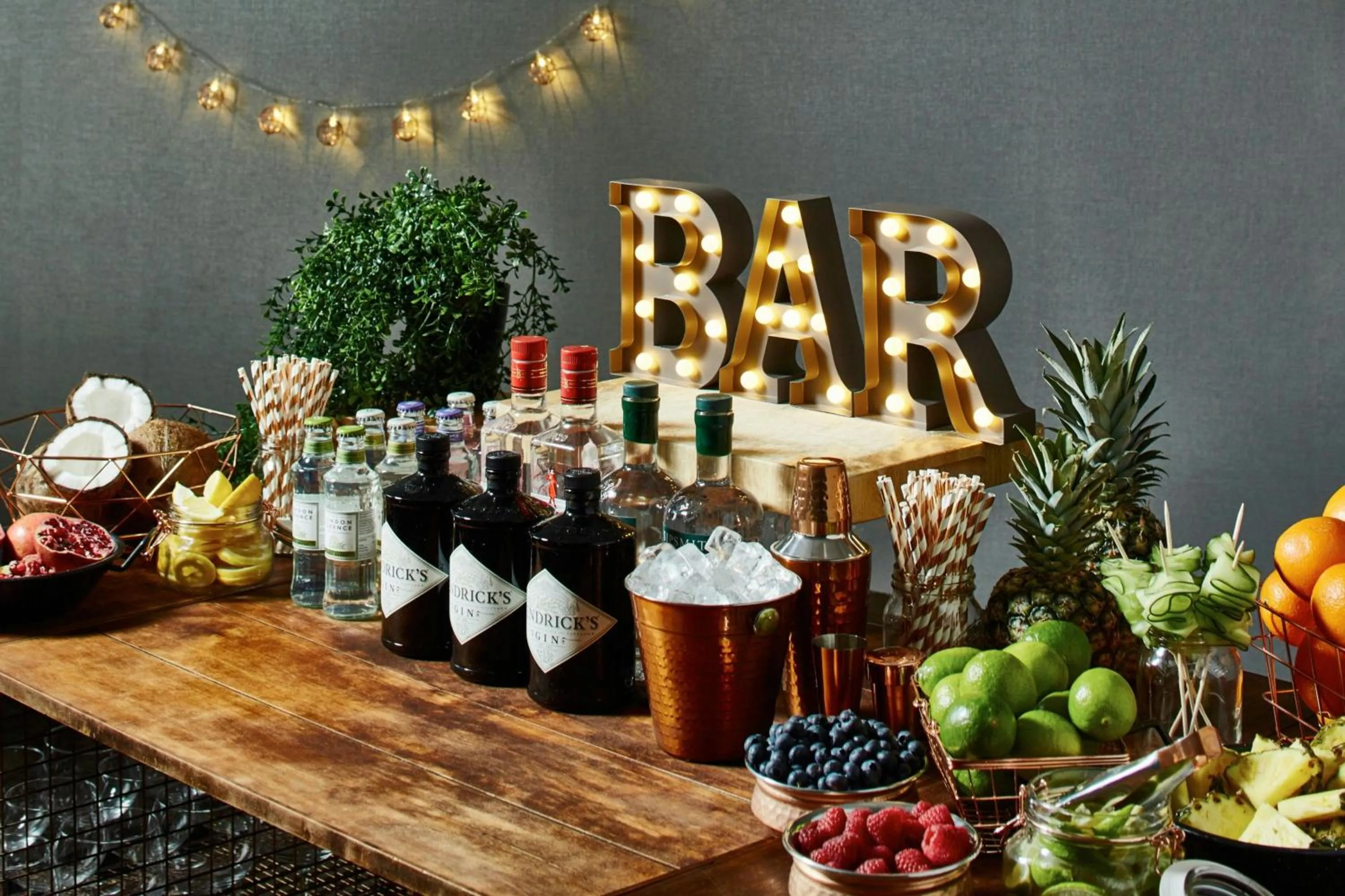 Lounge or bar in Delta Hotels by Marriott Manchester Airport