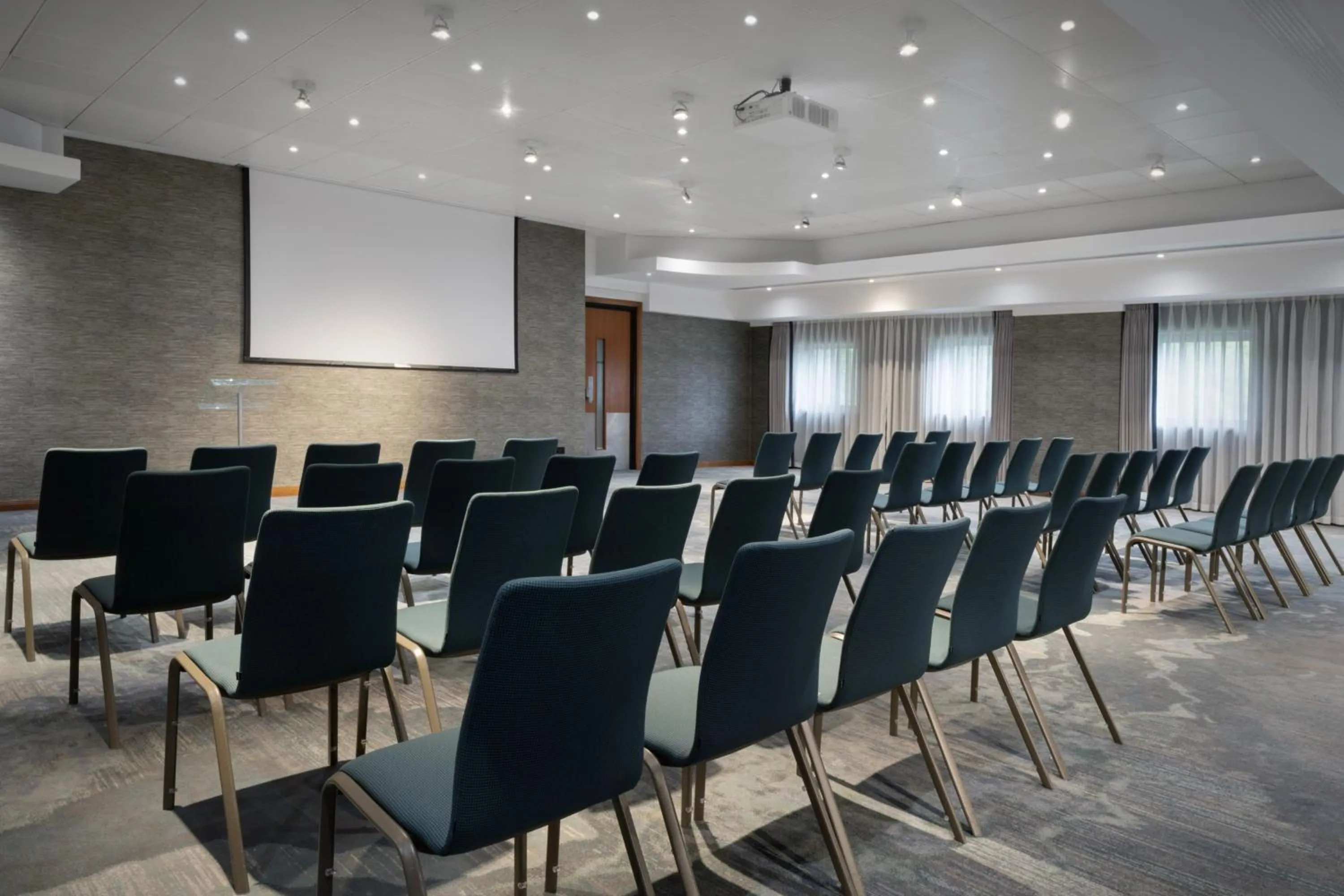 Meeting/conference room in Delta Hotels by Marriott Manchester Airport