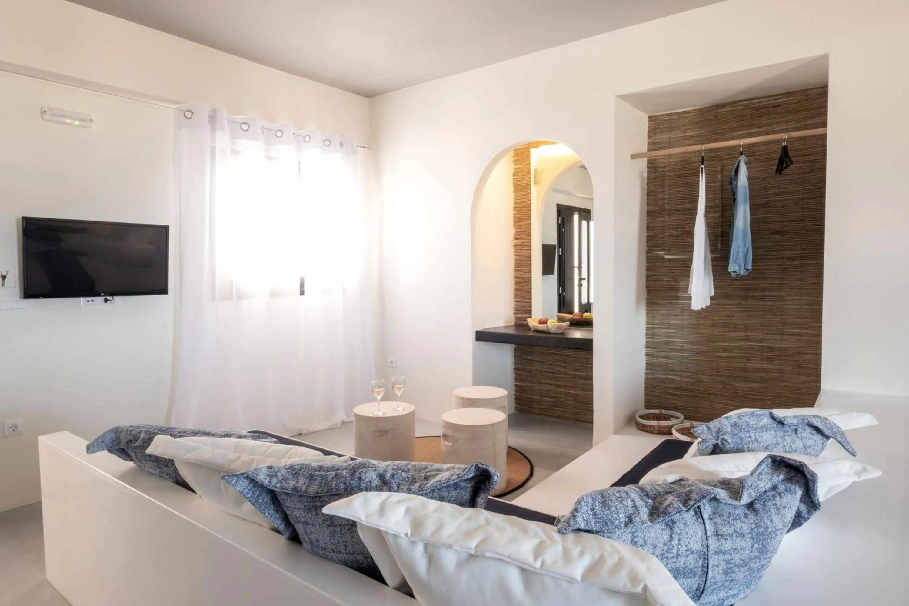 Seating area in IfestAu.4 Suites