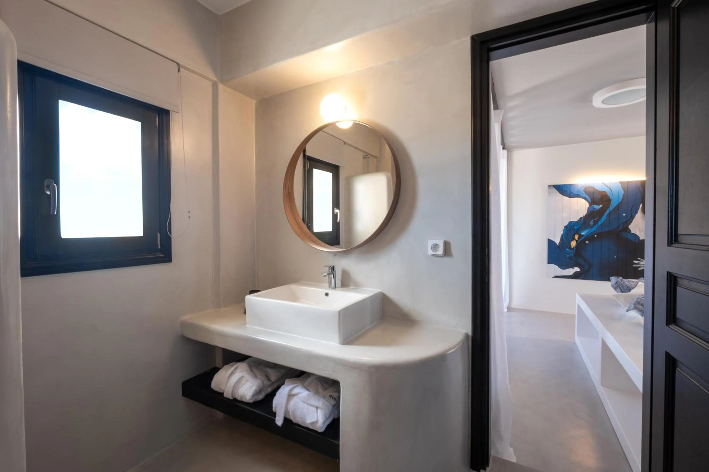 Bathroom in IfestAu.4 Suites