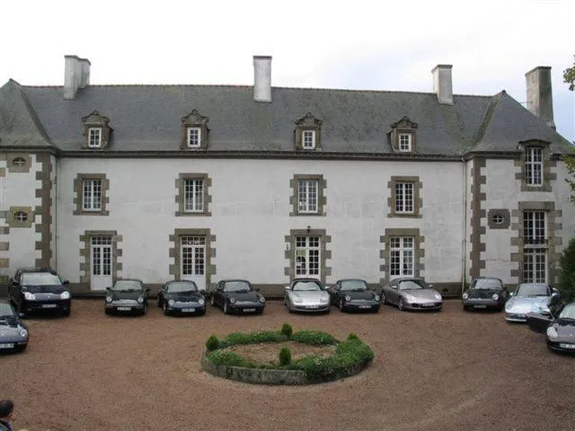 Facade/entrance in Manoir de la Baronnie