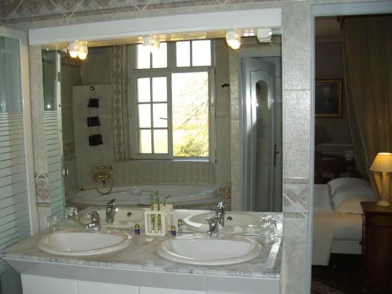 Bathroom in Manoir de la Baronnie