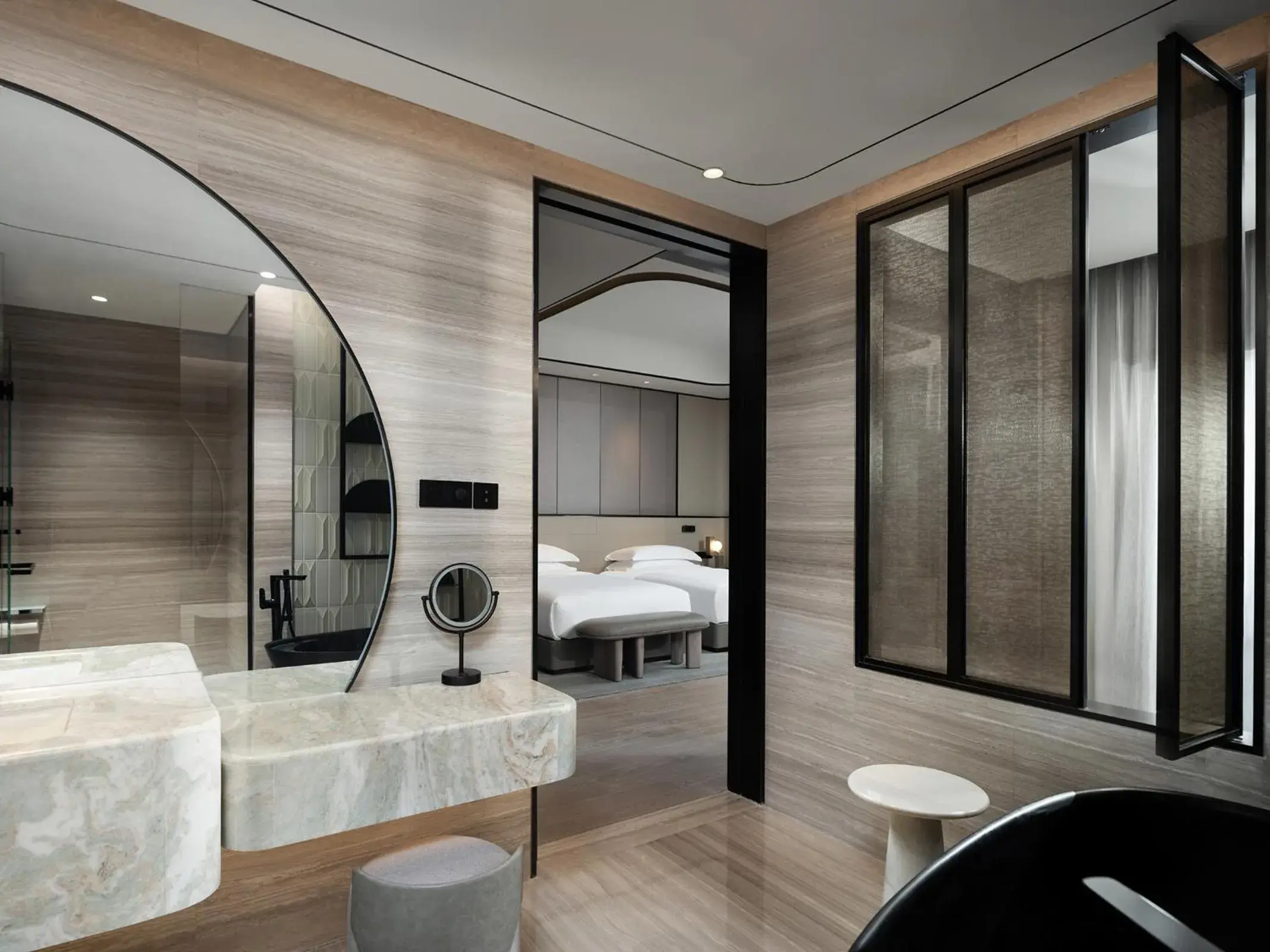 Intercontinental Lake View in InterContinental Shanghai Harbour City by IHG Intercontinental Lake View in InterContinental Shanghai Harbour City by IHG