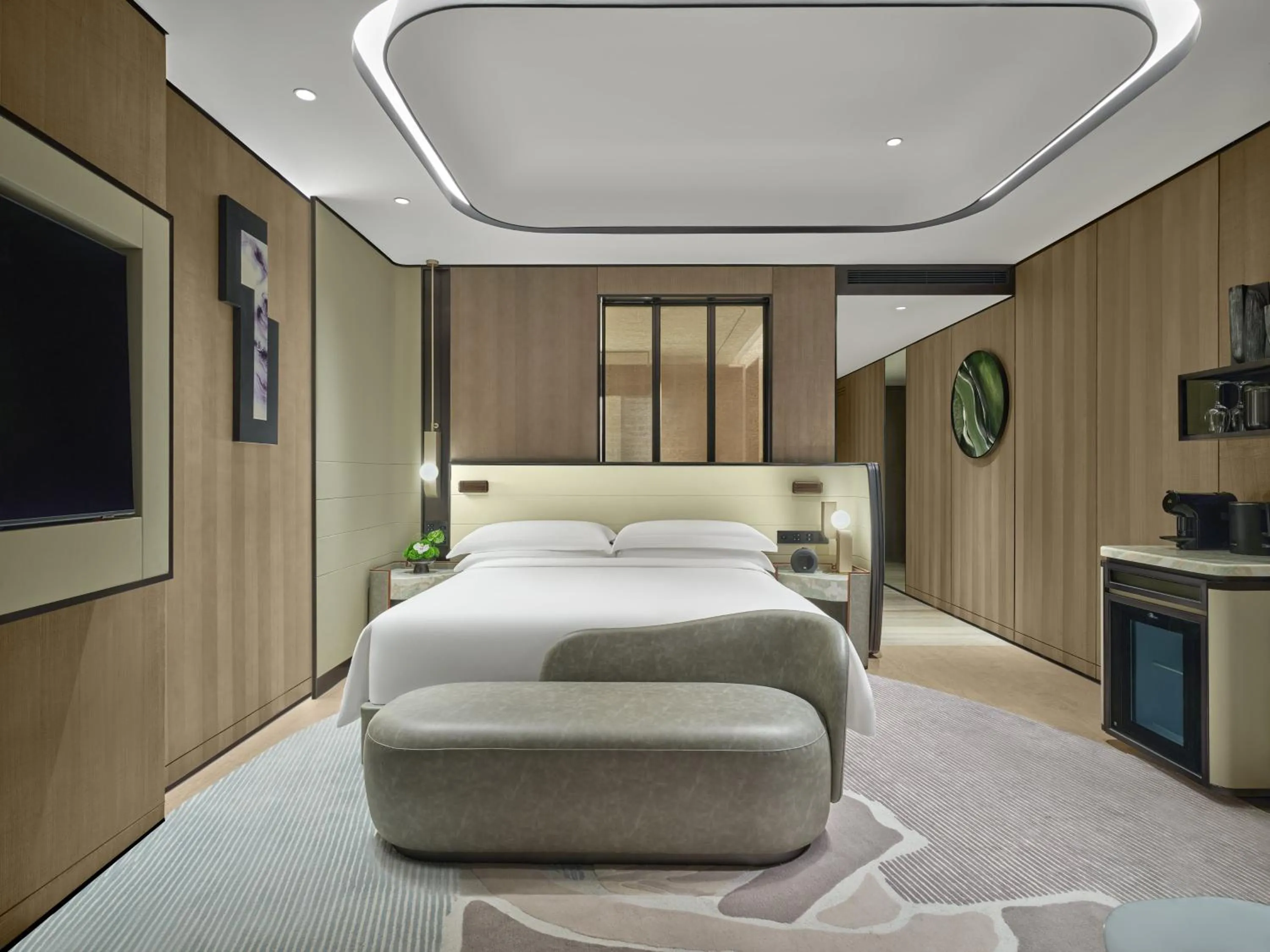 Photo of the whole room, Bed in InterContinental Shanghai Harbour City by IHG