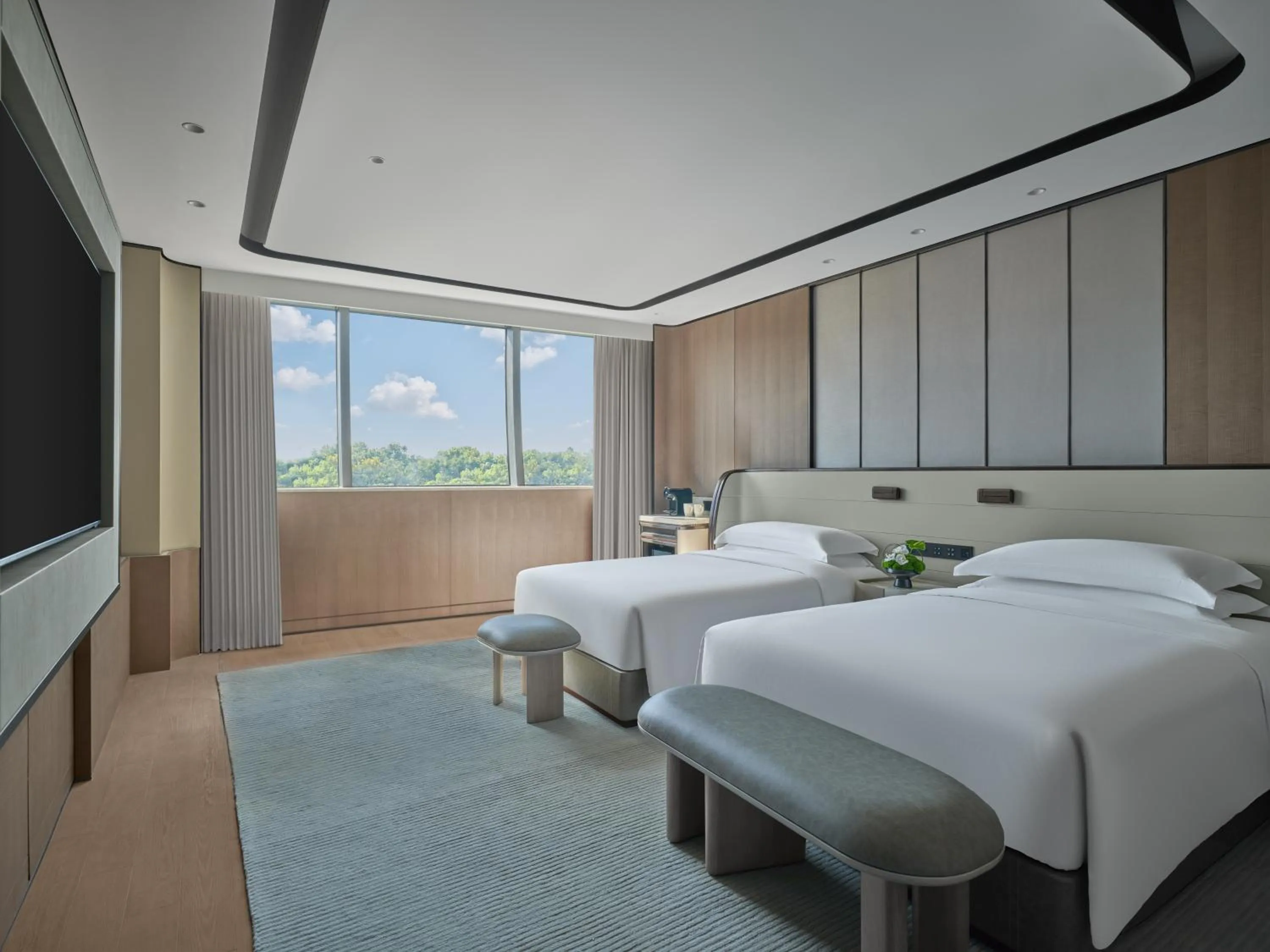 Bed in InterContinental Shanghai Harbour City by IHG