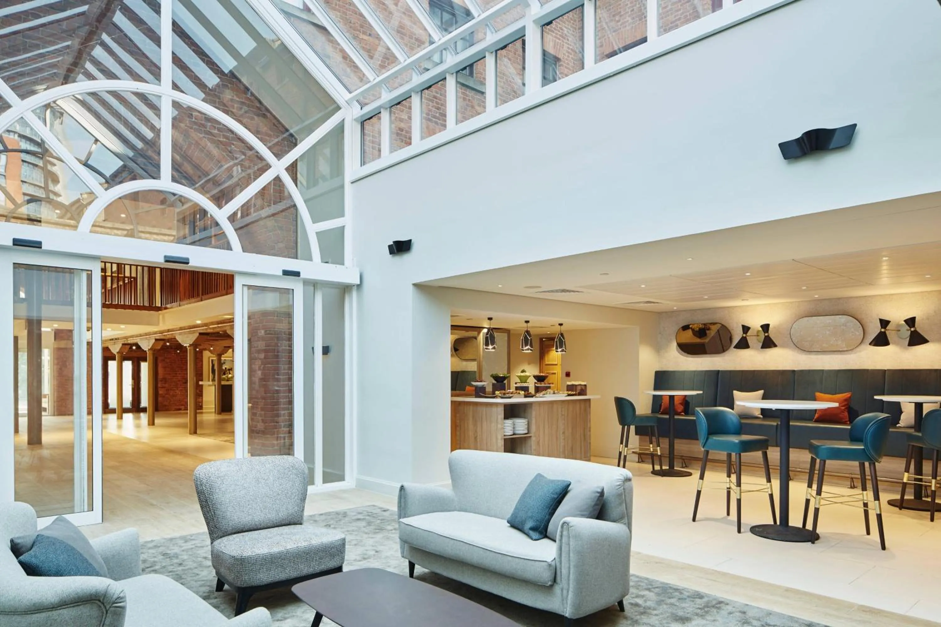 Meeting/conference room in Manchester Marriott Victoria & Albert Hotel