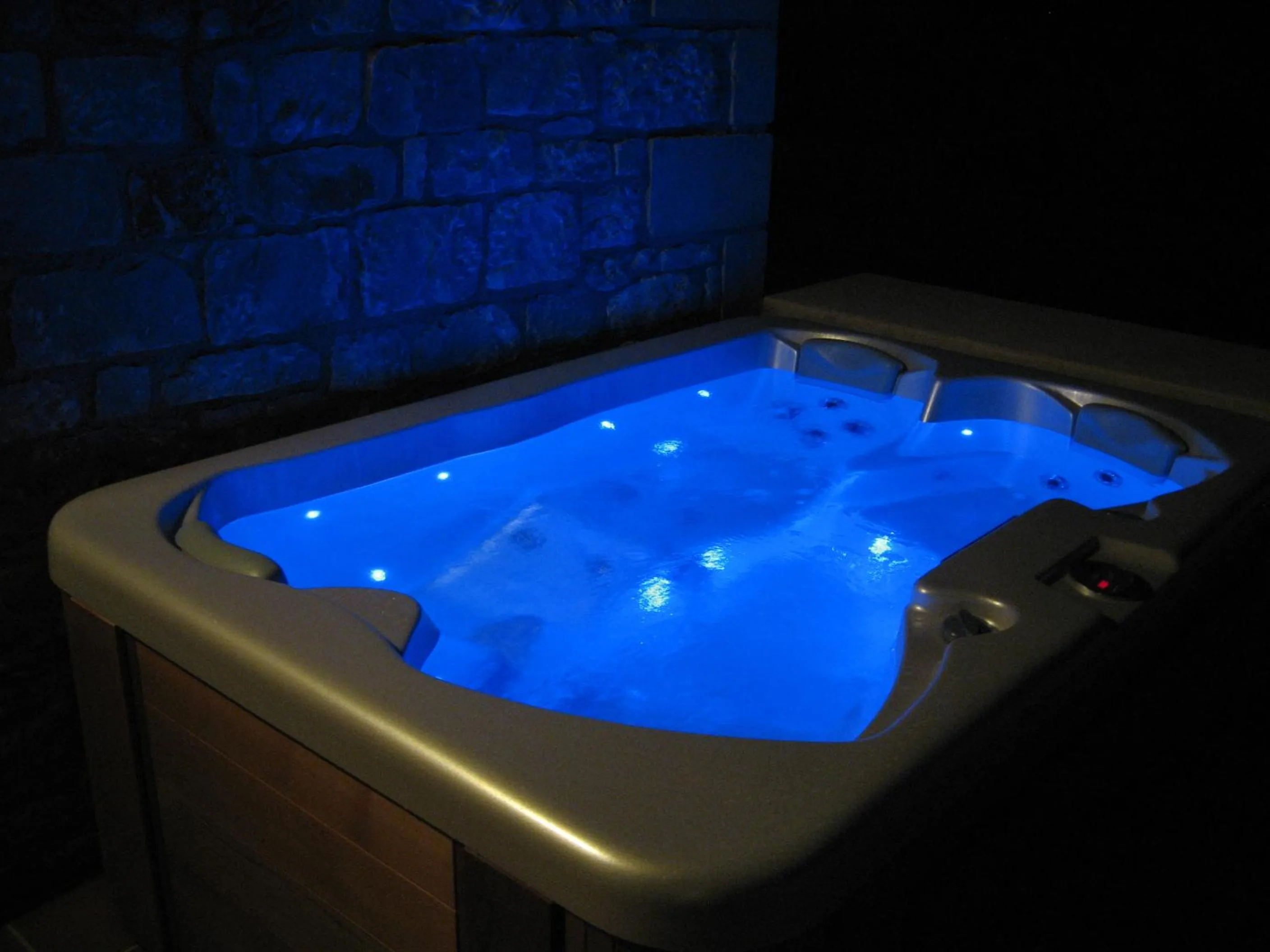 Area and facilities in Polismata - Private Residences