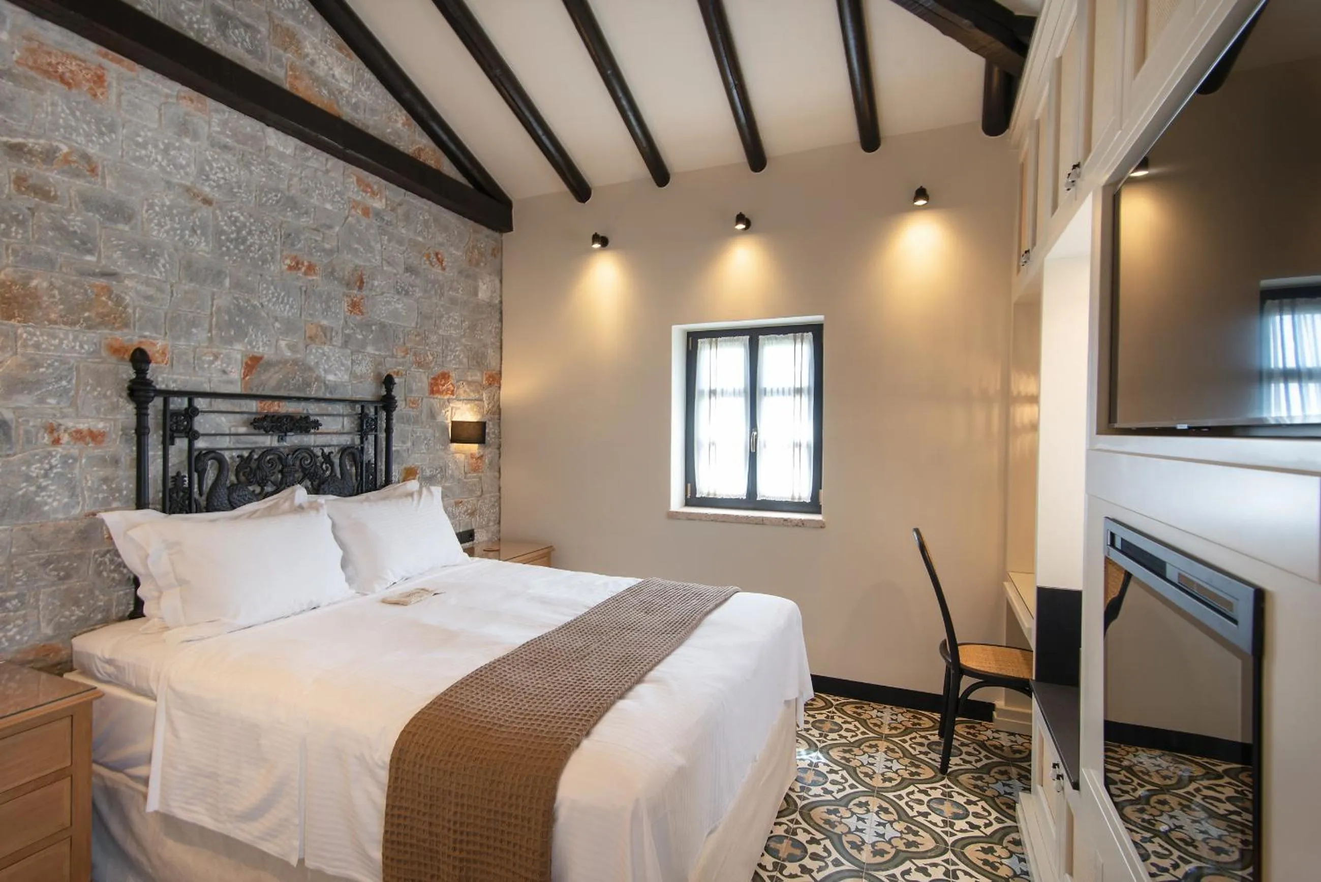 Bedroom, Bed in Polismata - Private Residences