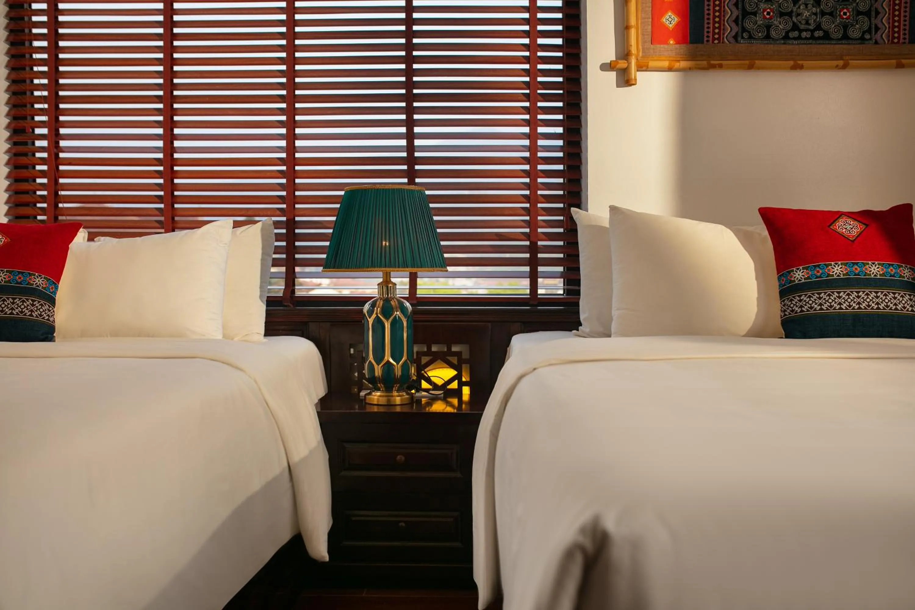 Bed in Sapa Mountain Queen House