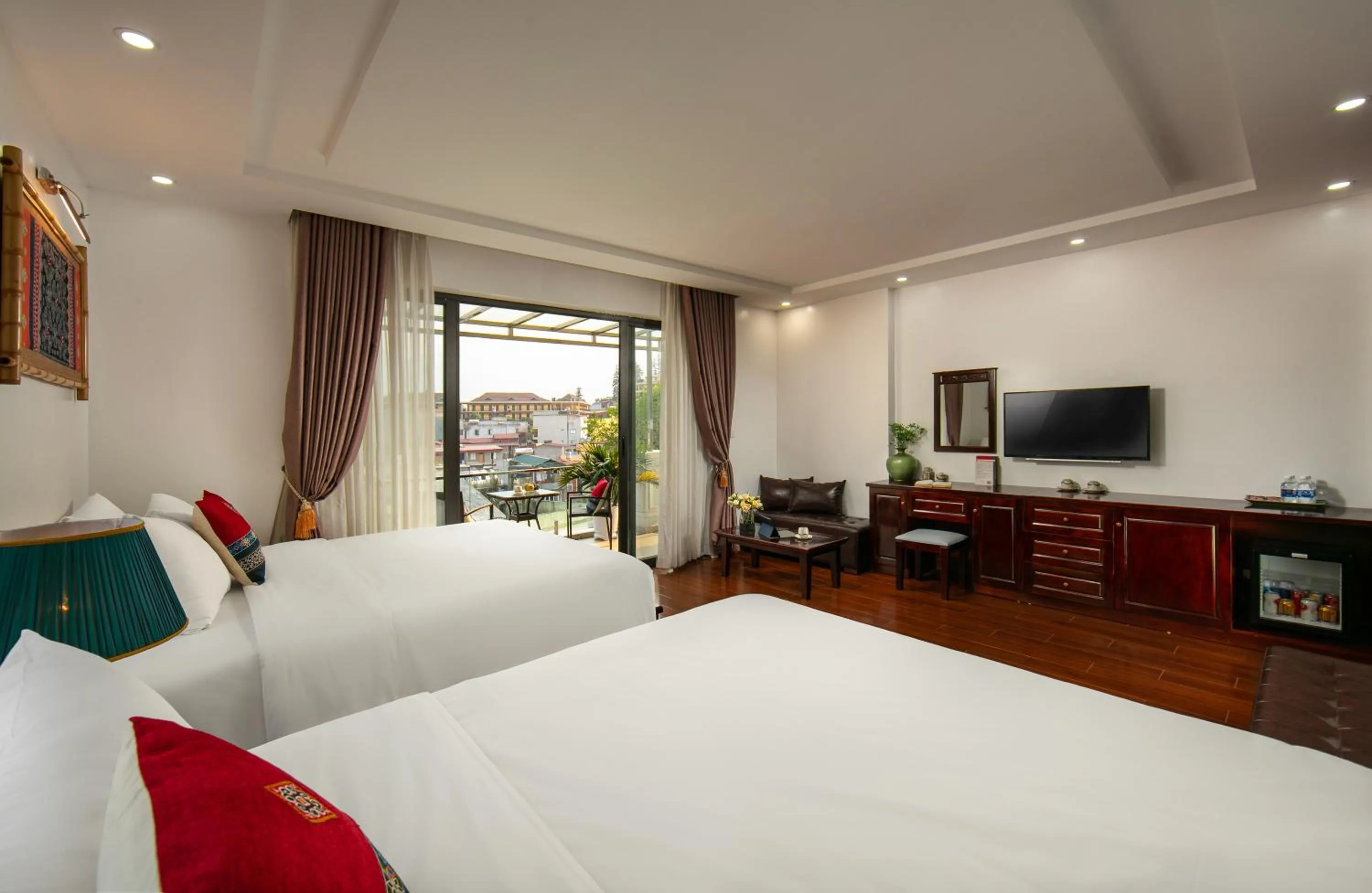 Bed in Sapa Mountain Queen House