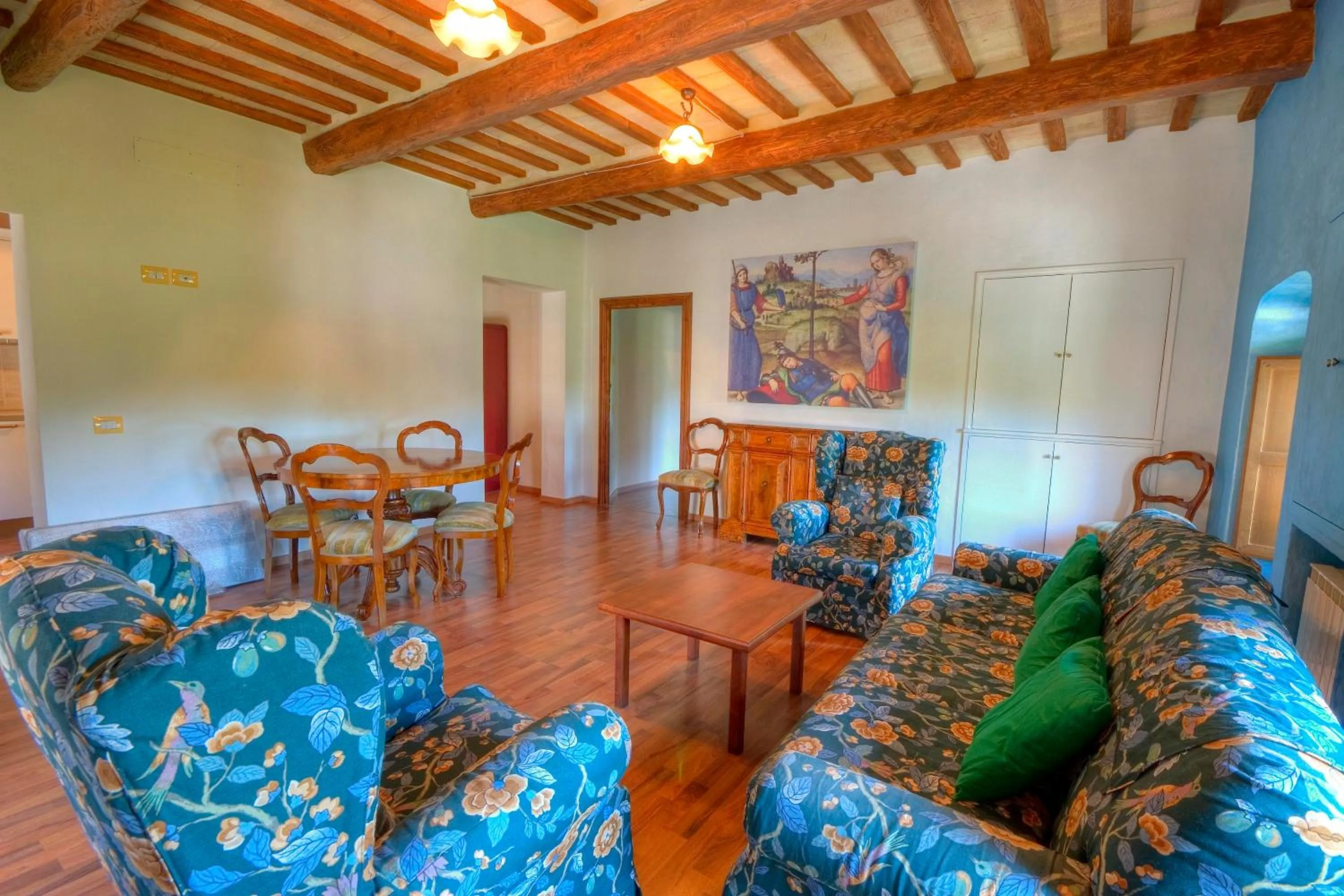 Living room in Raffaello Residence