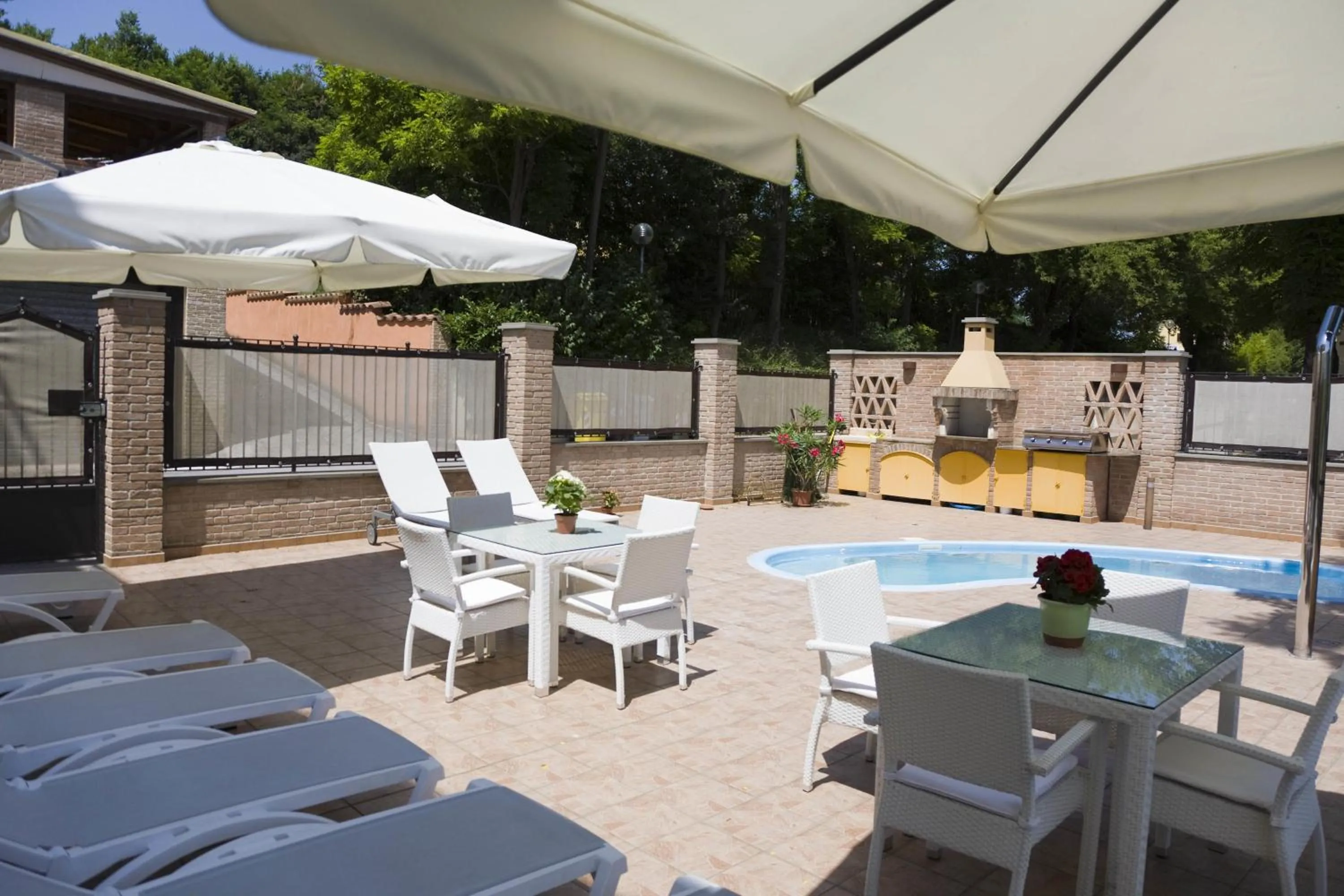 BBQ facilities in Raffaello Residence