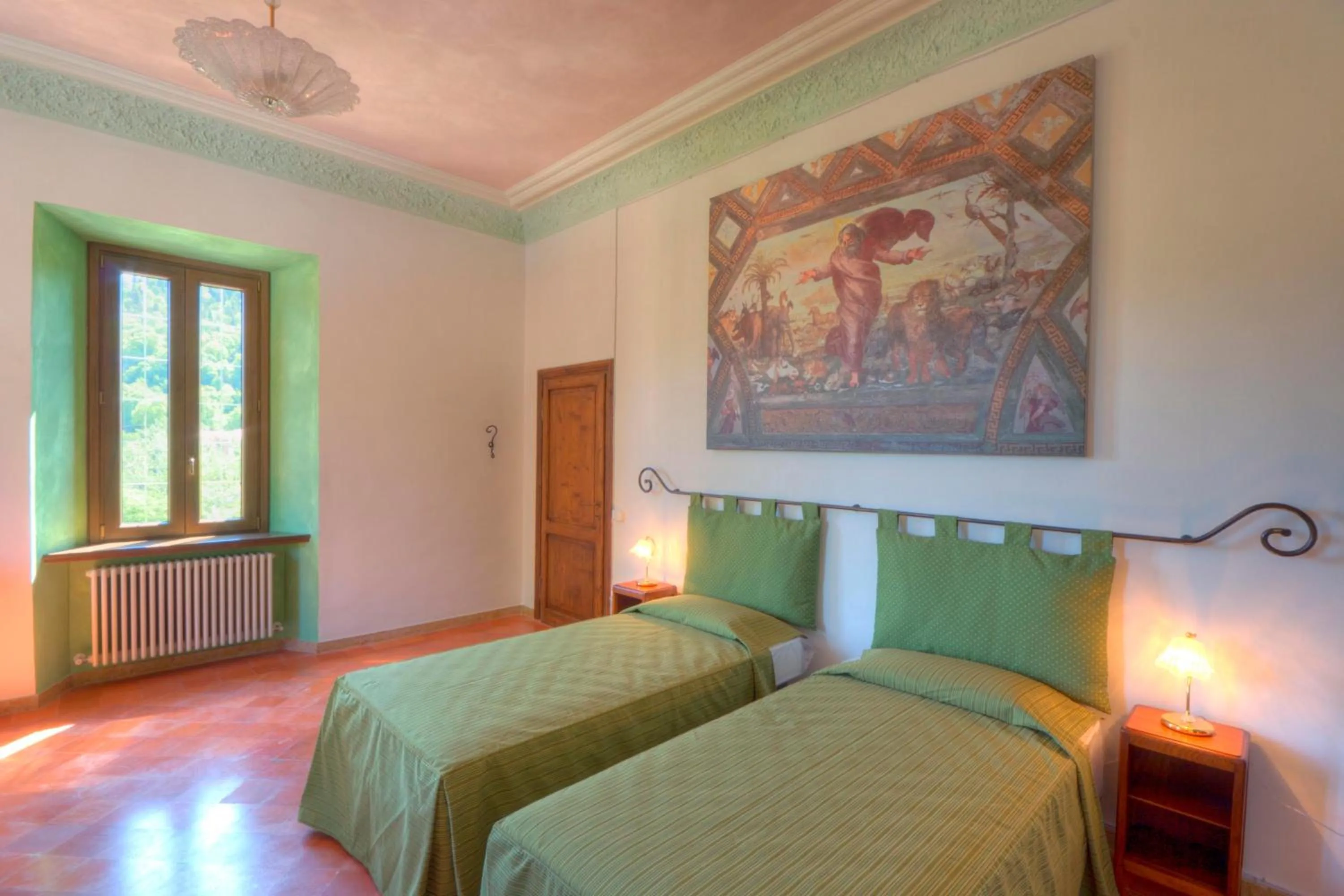 Bed in Raffaello Residence