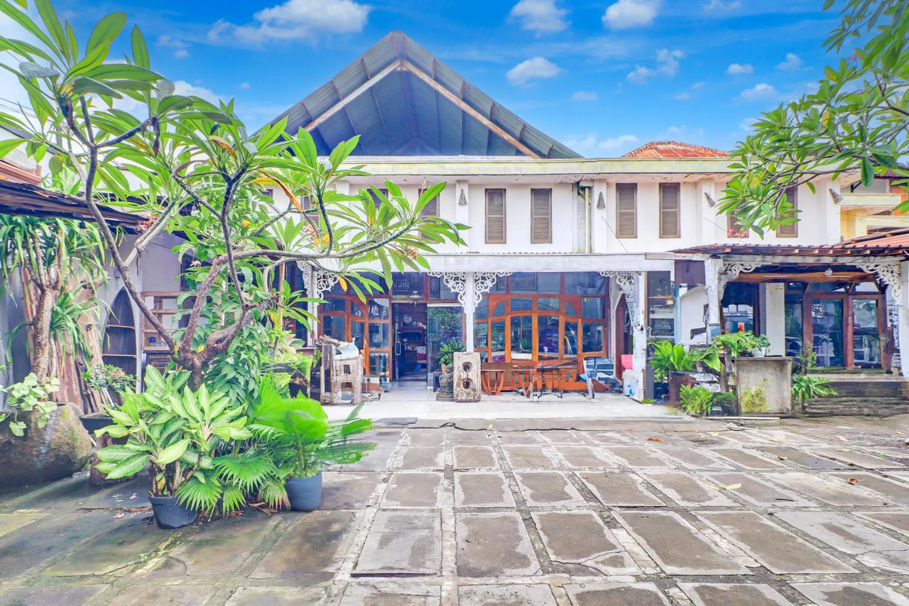 Facade/entrance in Collection O Sanur Near Bali Exotic Marine Park