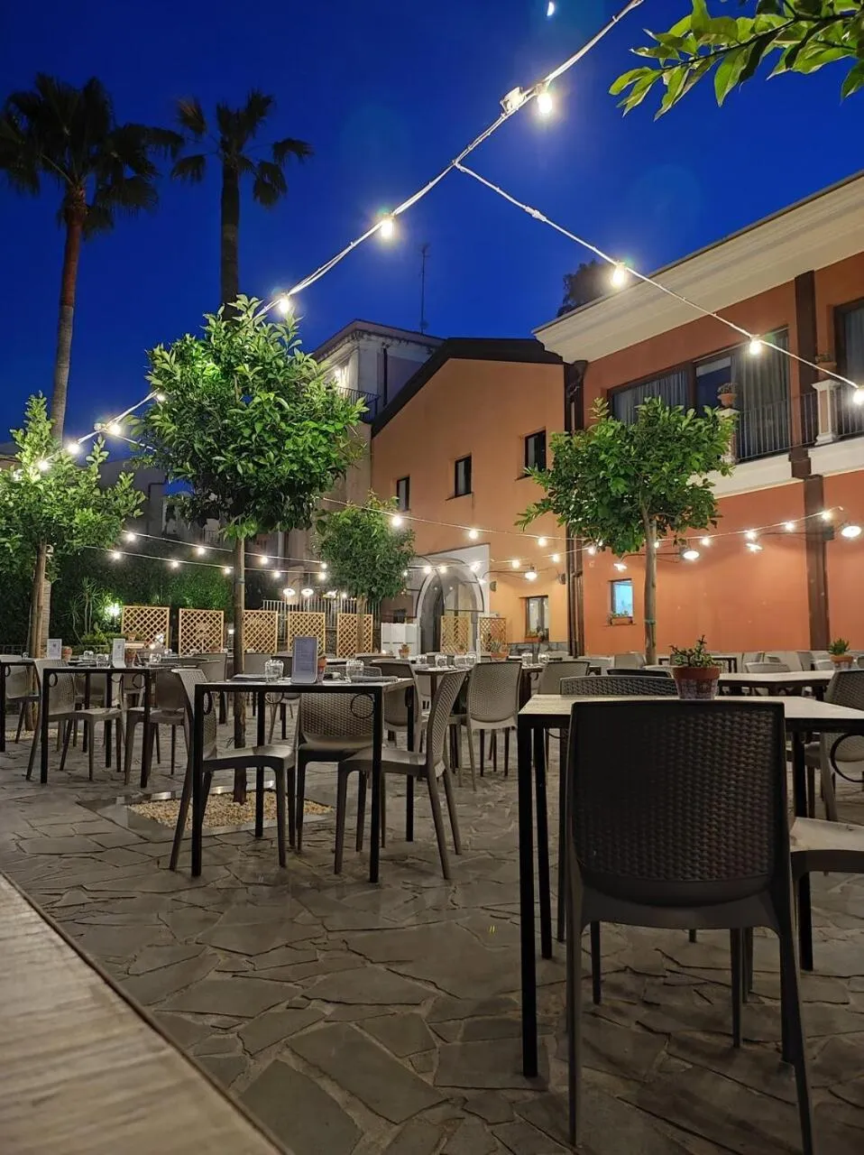 Restaurant/places to eat in IL Ciliegio Dell 'Etna