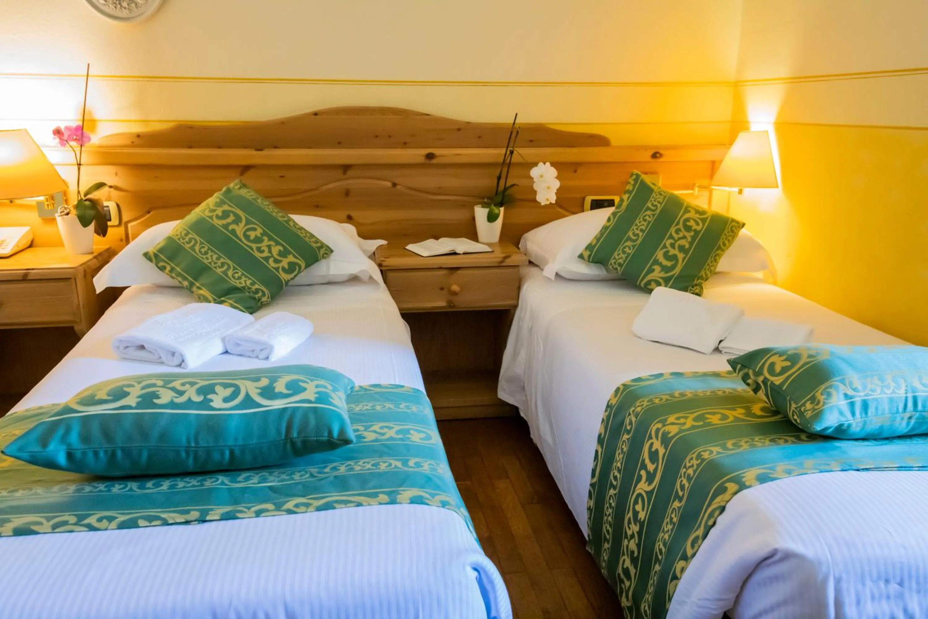 Bedroom, Bed in Hotel Villa Imperina