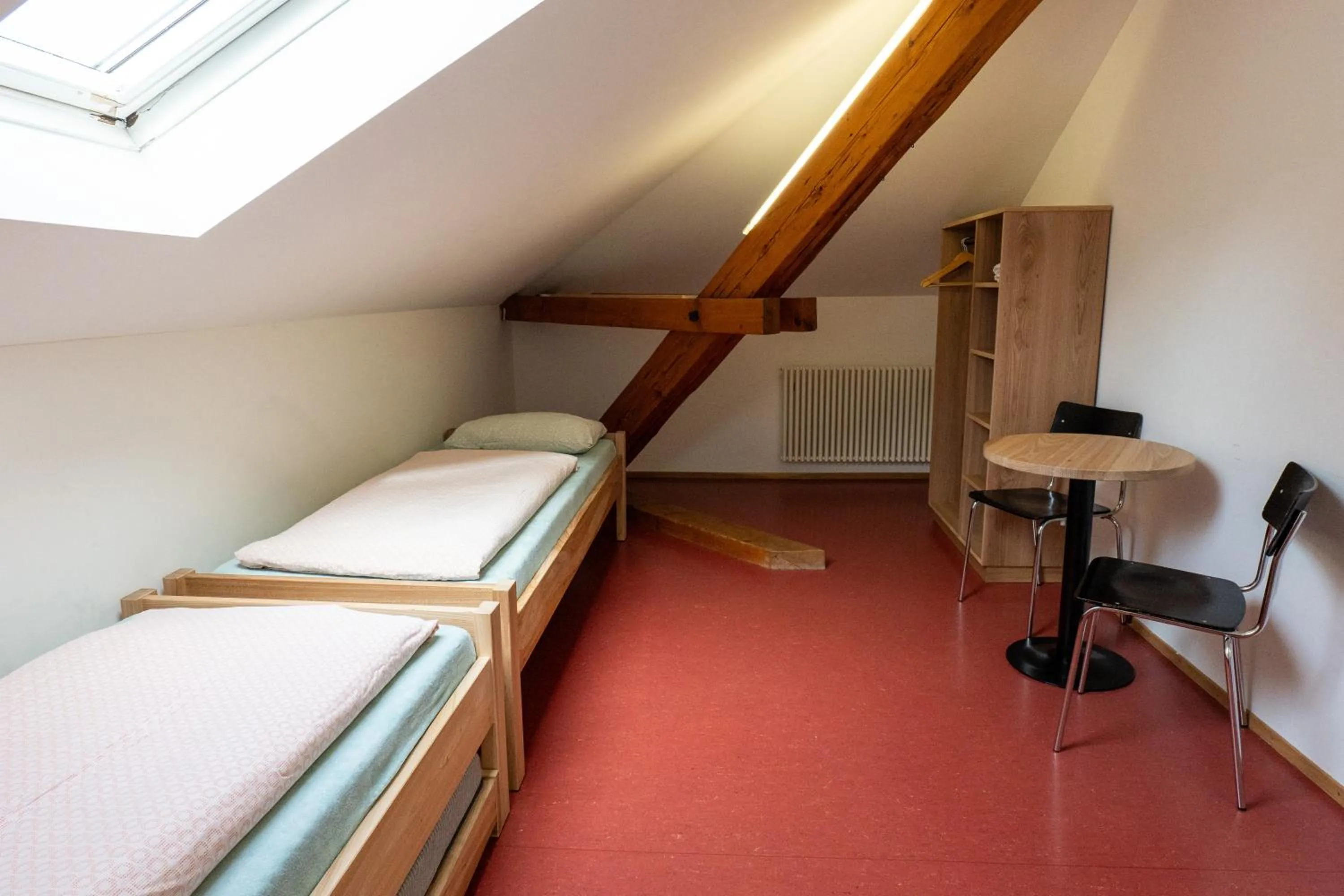 Bedroom, Bed in Kreuzlingen Youth Hostel