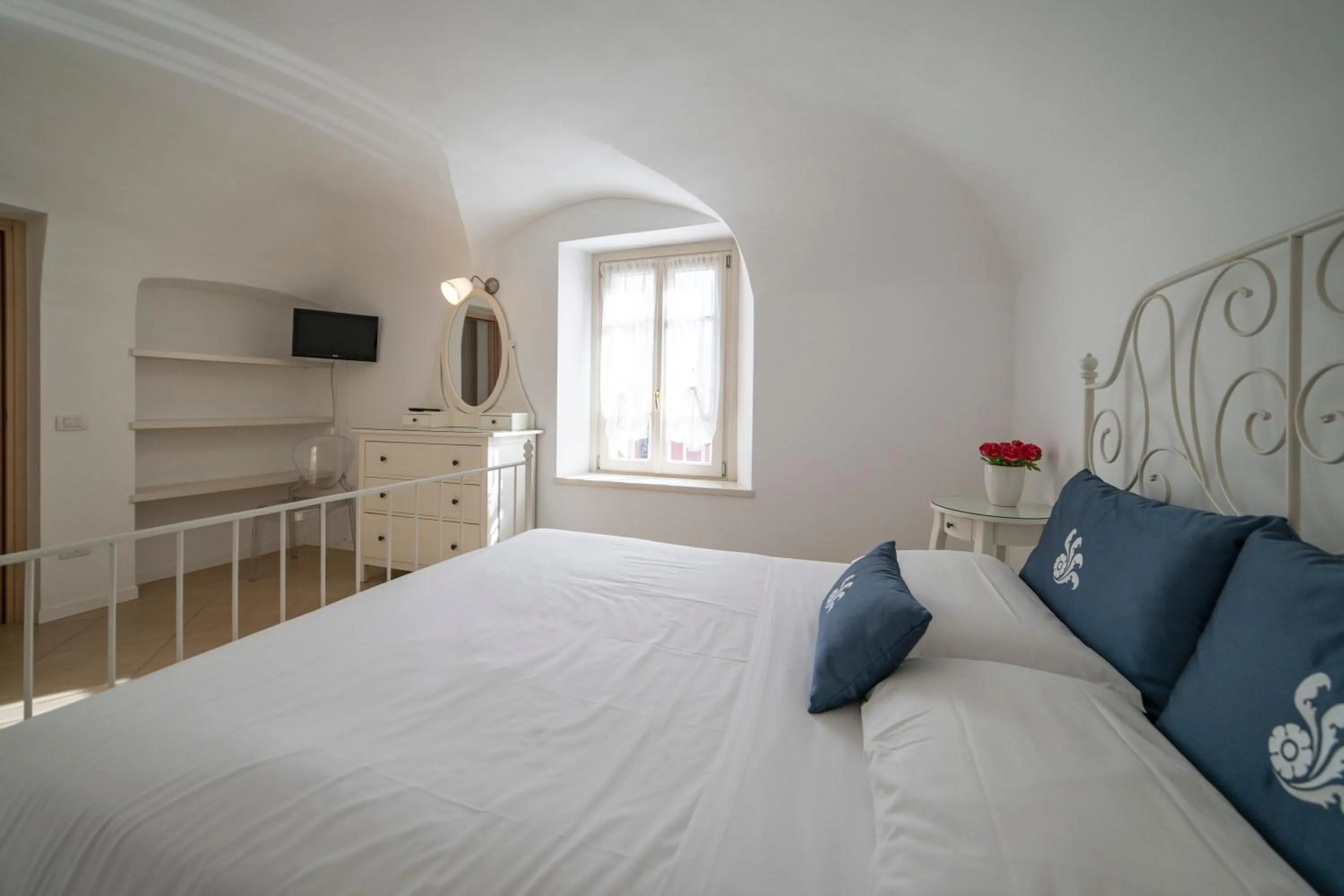 Bed in Albergo Diffuso Vulcano Village