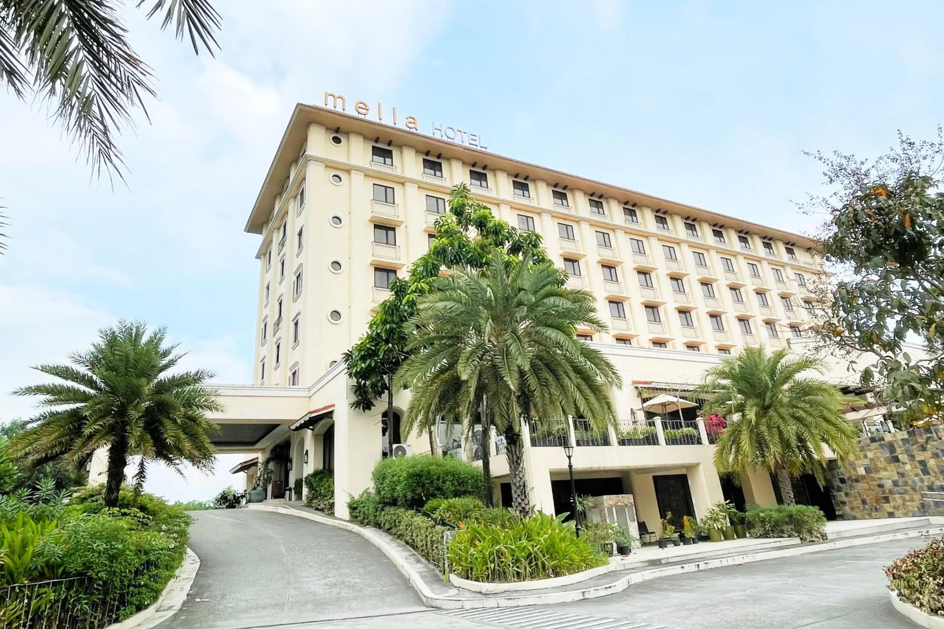 Mella Hotel Manila near NAIA Airport