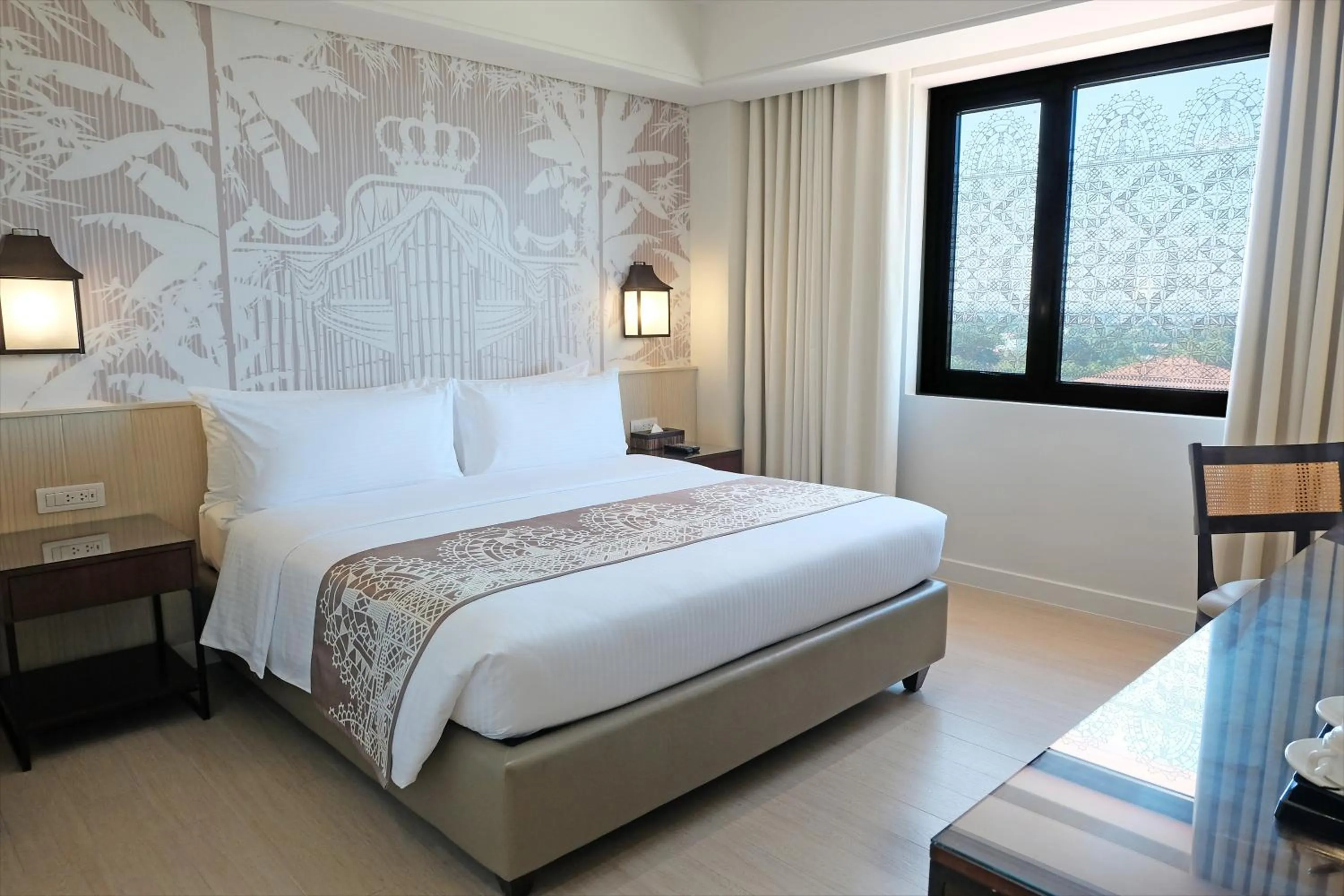 Bed in Mella Hotel Manila near NAIA Airport