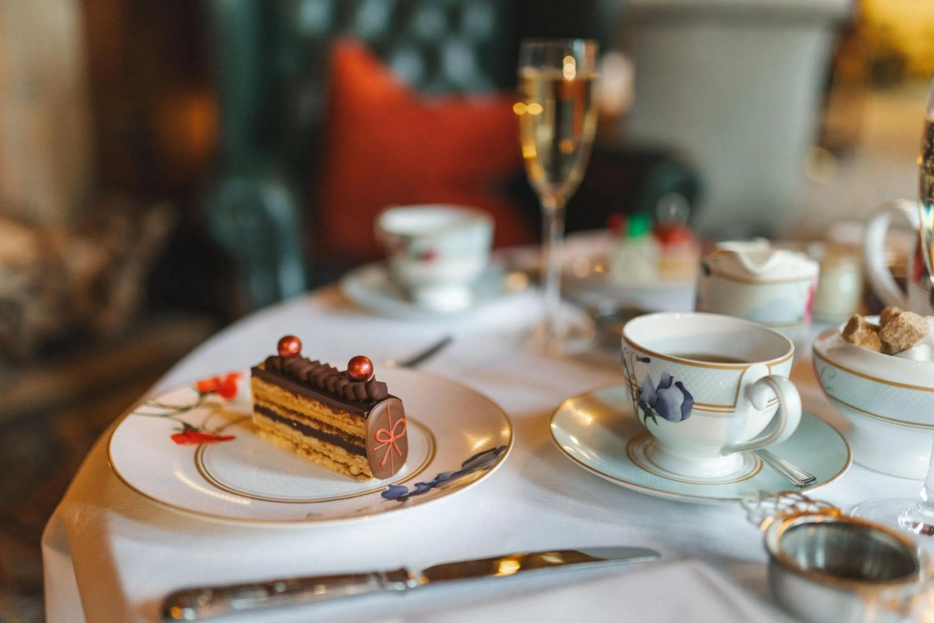 Restaurant/places to eat in Hanbury Manor Marriott Hotel & Country Club