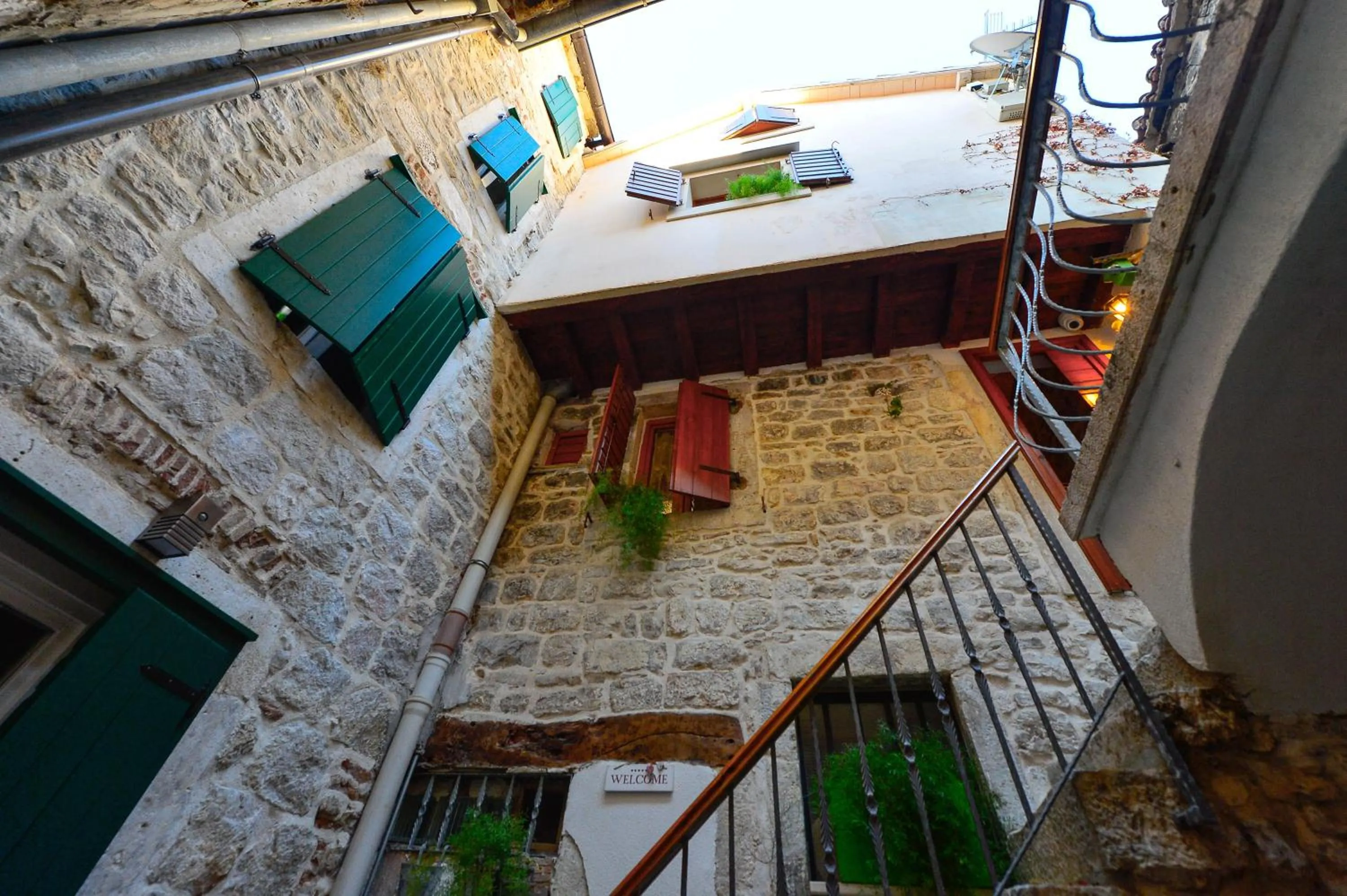 Facade/entrance in Apartments Salvezani