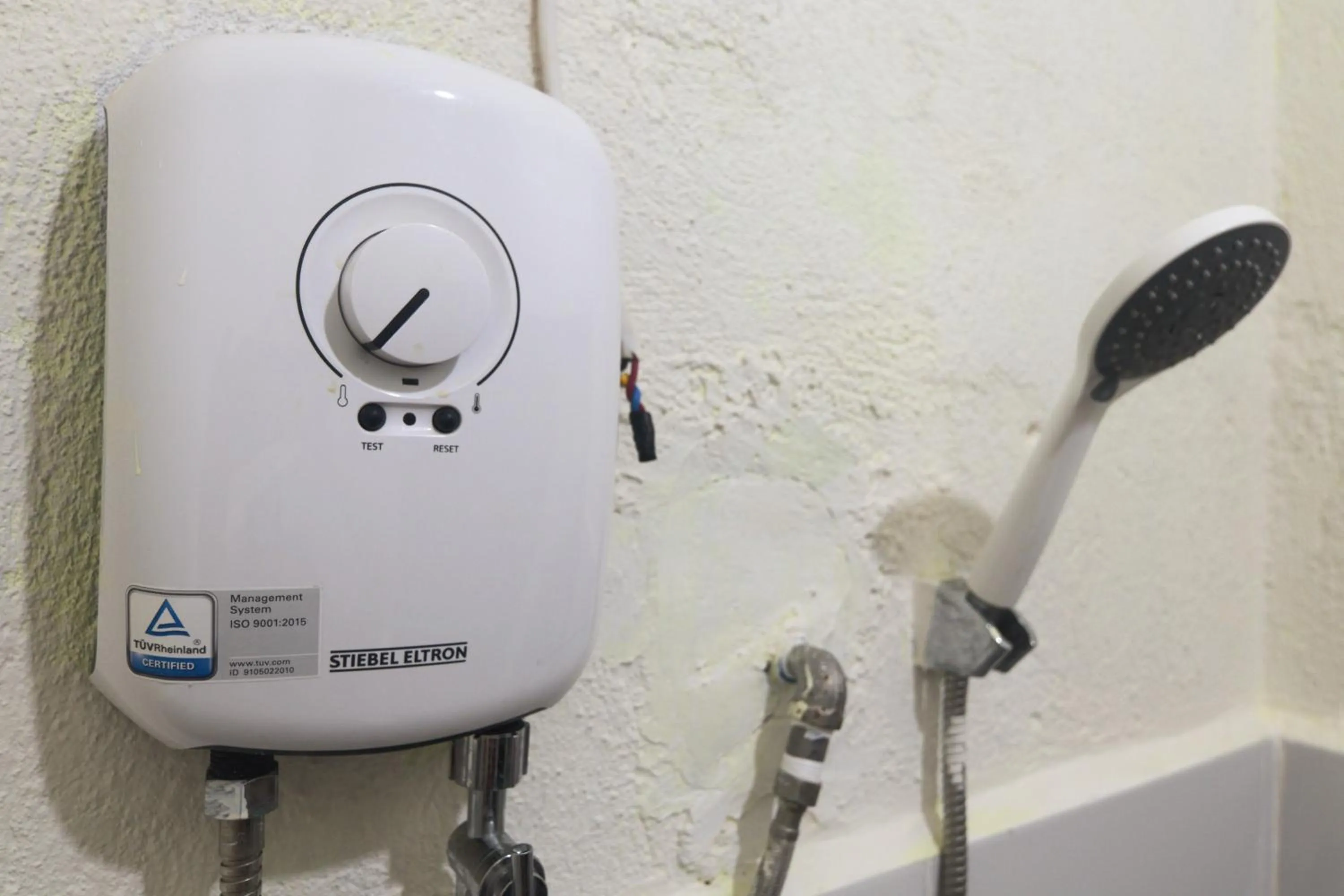 Shower in Aloha Hostel Siargao