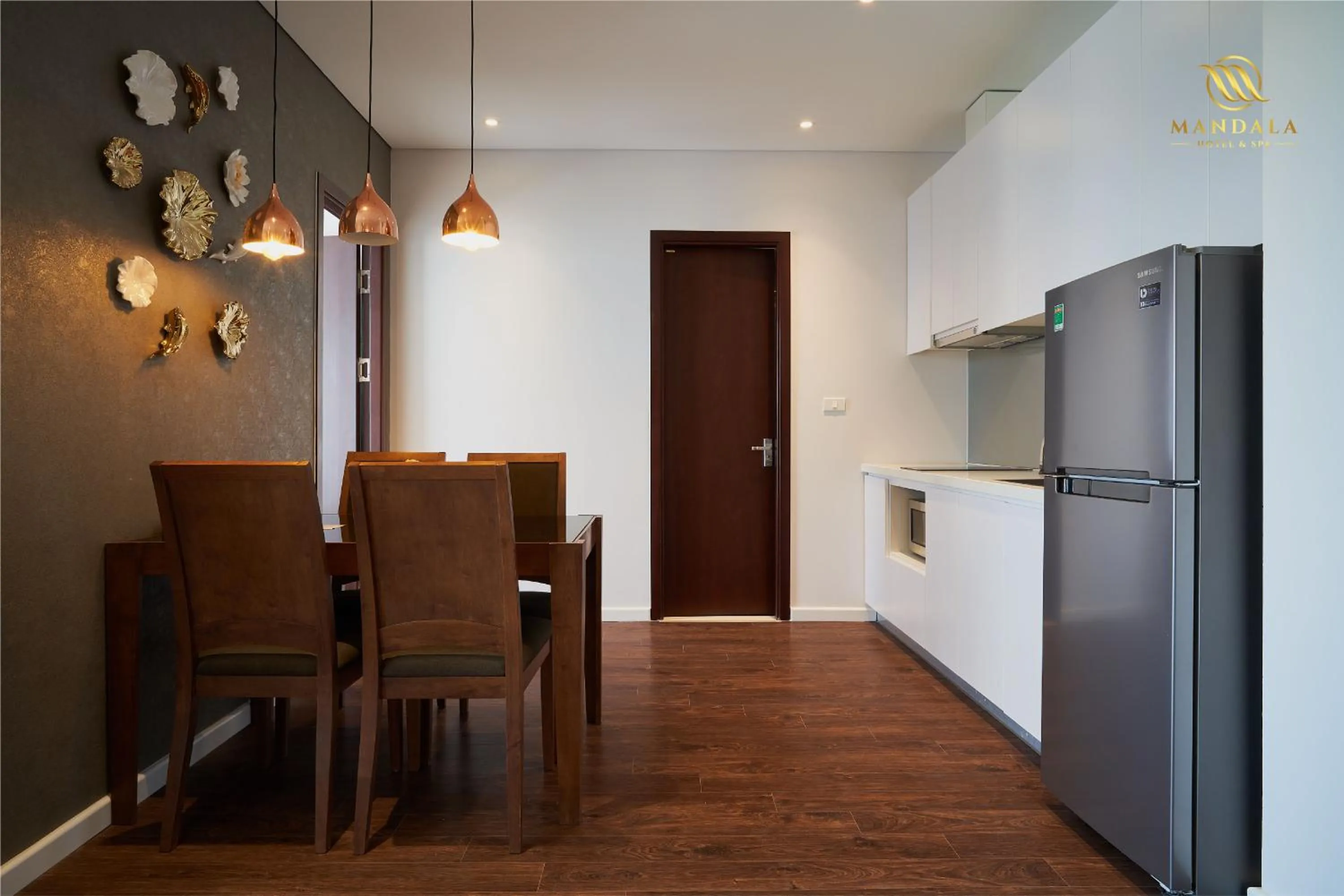 Kitchen or kitchenette in Mandala Hotel & Spa Bac Ninh