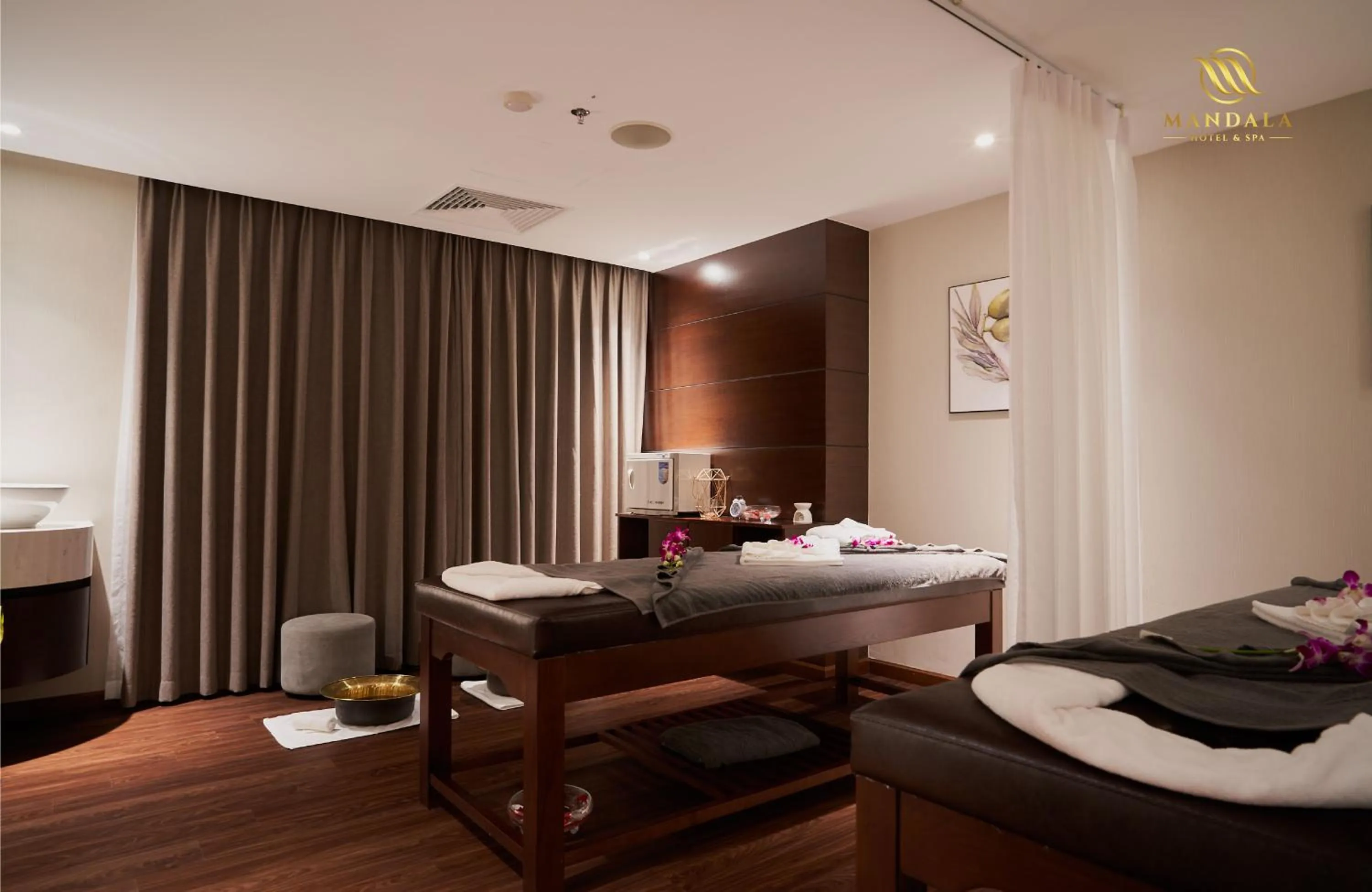 Massage, Bed in Mandala Hotel & Spa Bac Ninh