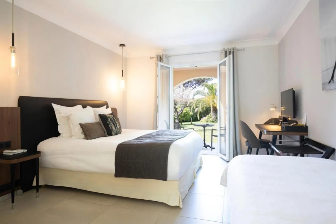 Photo of the whole room, Bed in Hotel La Garbine