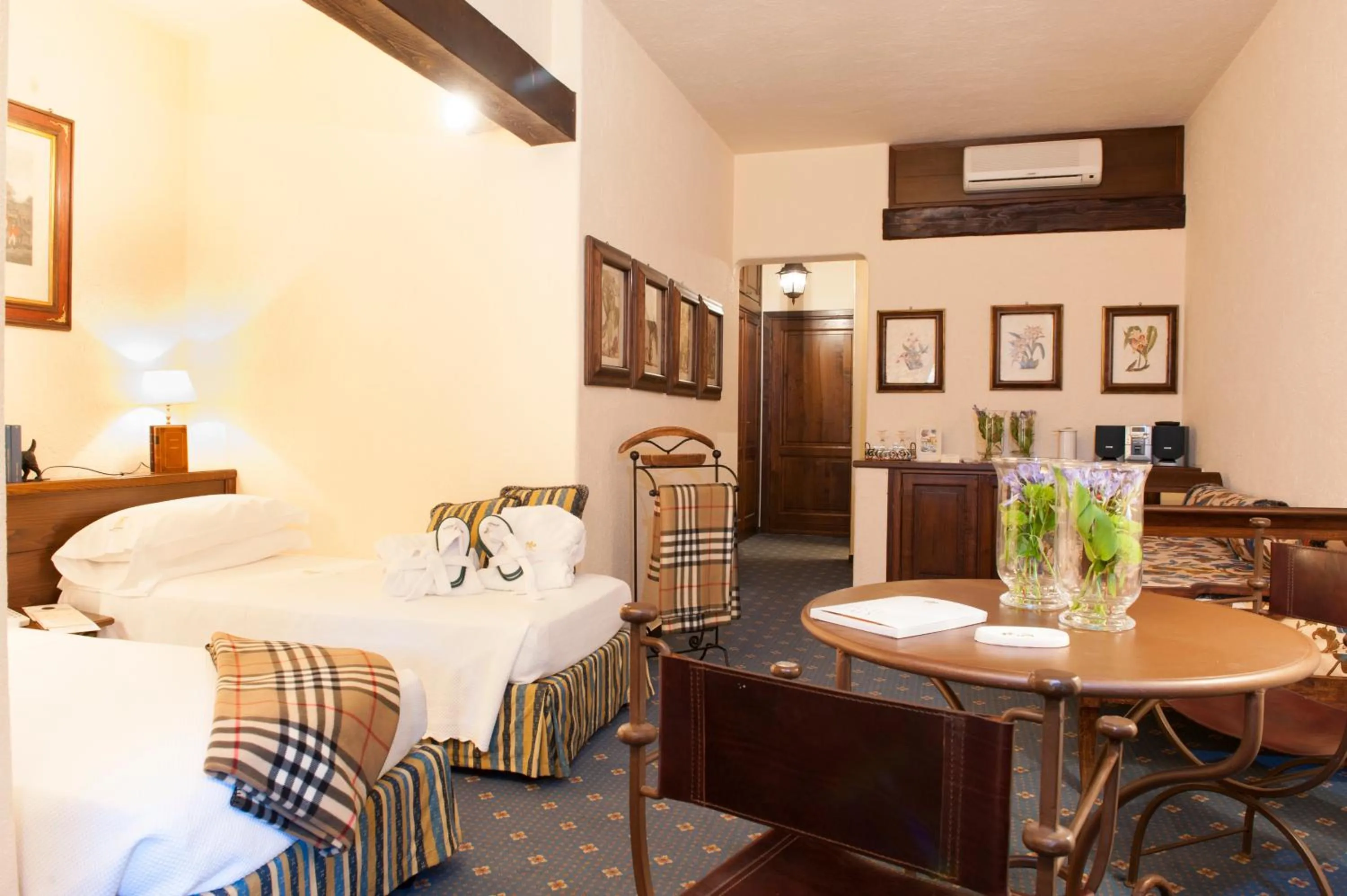 Bed in La Meridiana ReIais & Chateaux