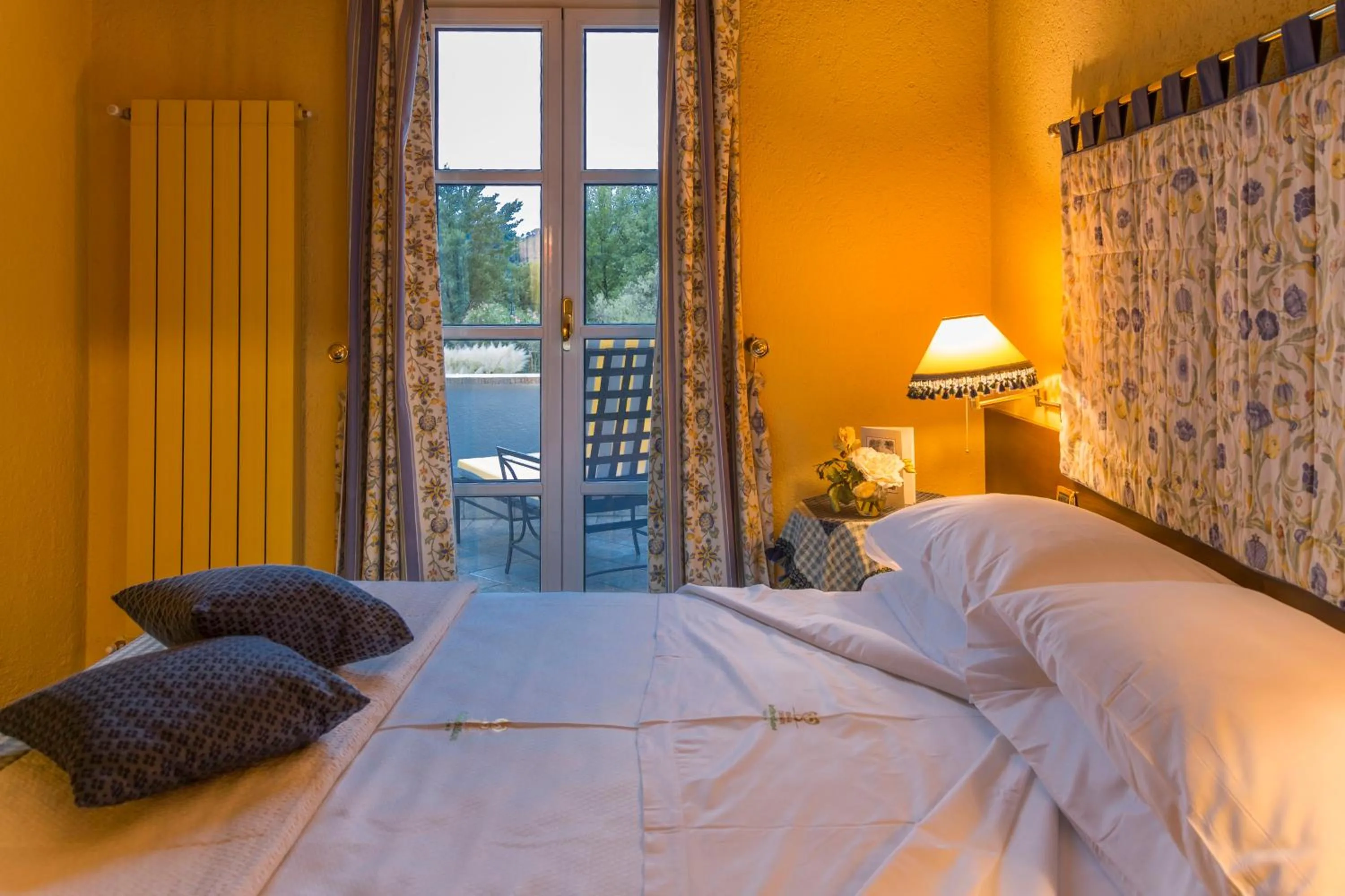 Bed in La Meridiana ReIais & Chateaux